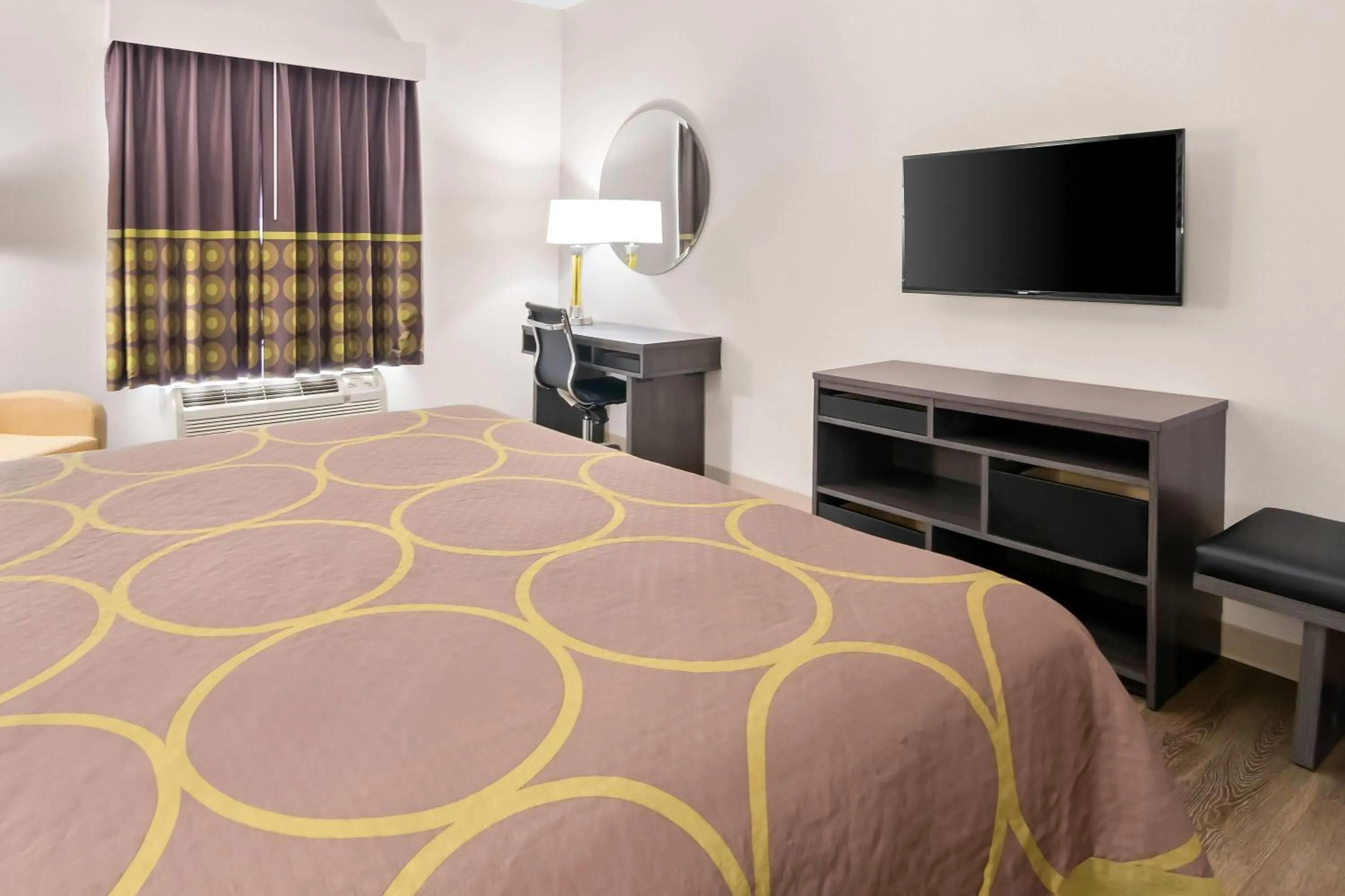 Bed in Super 8 by Wyndham Fort Worth Stockyards