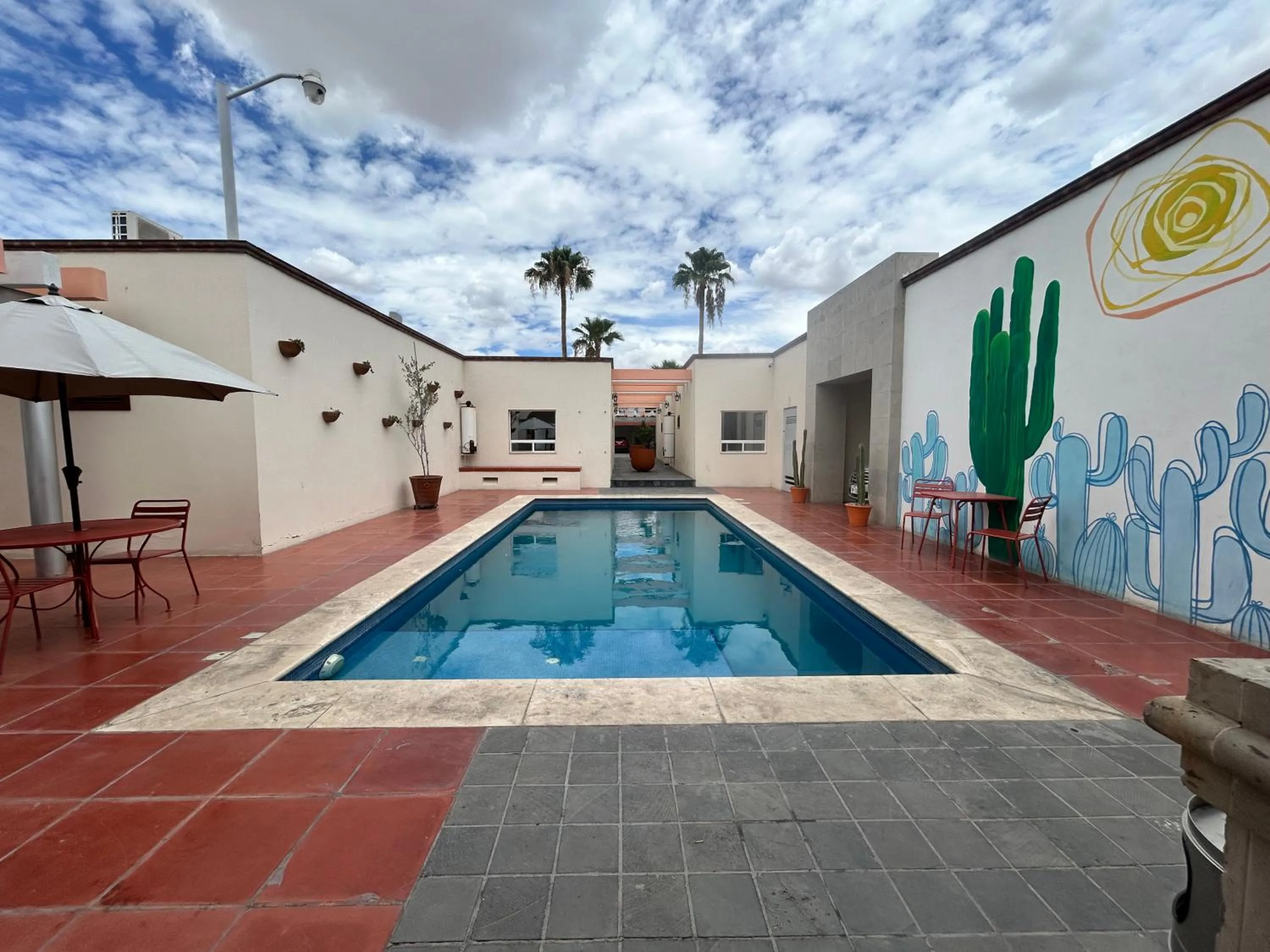 Swimming pool in Hotel Buen Valle