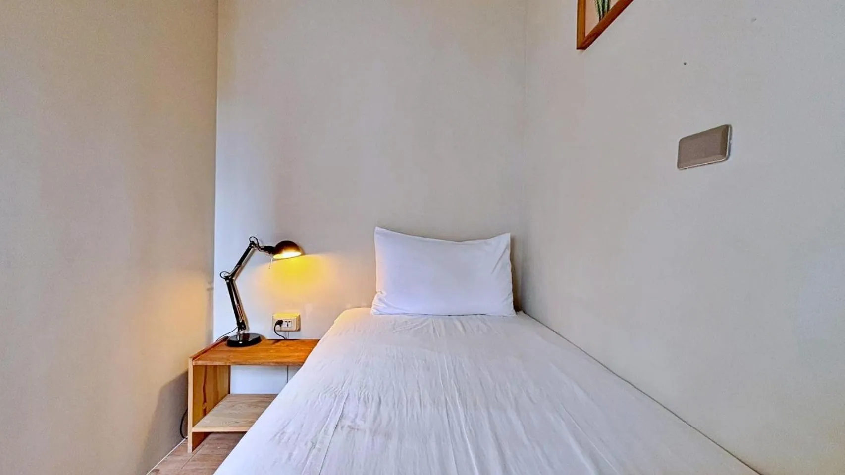 Bed in Cozy House Hostel