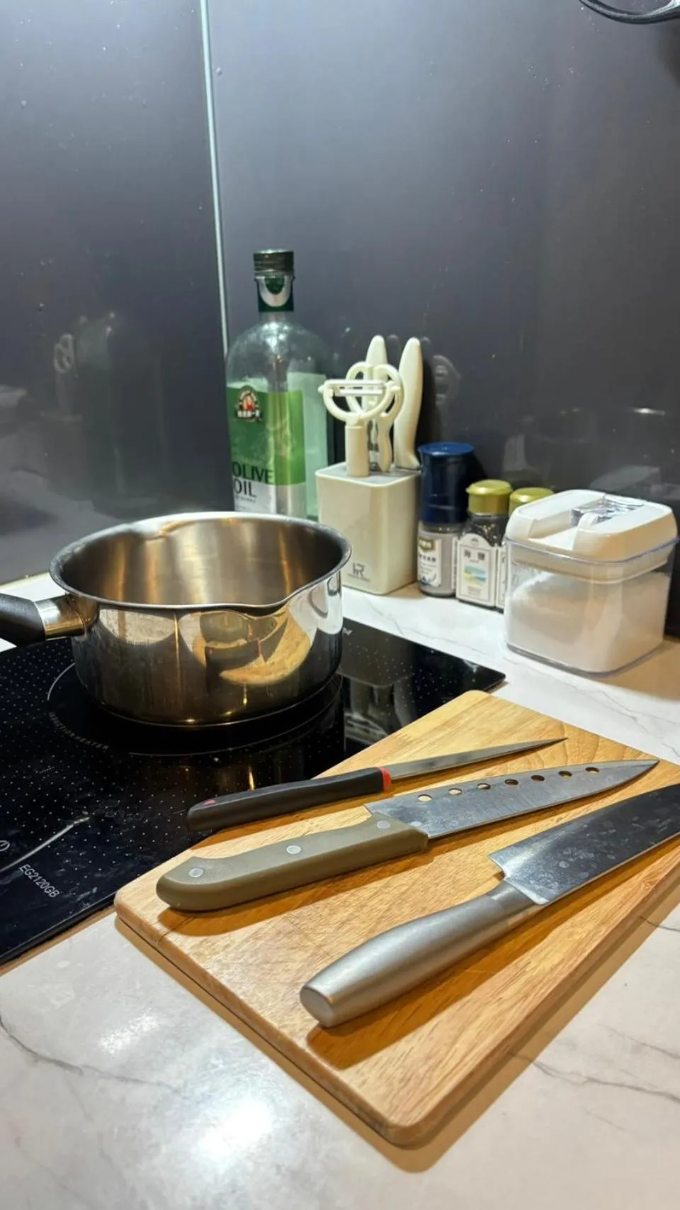 Kitchen or kitchenette in Cozy House Hostel