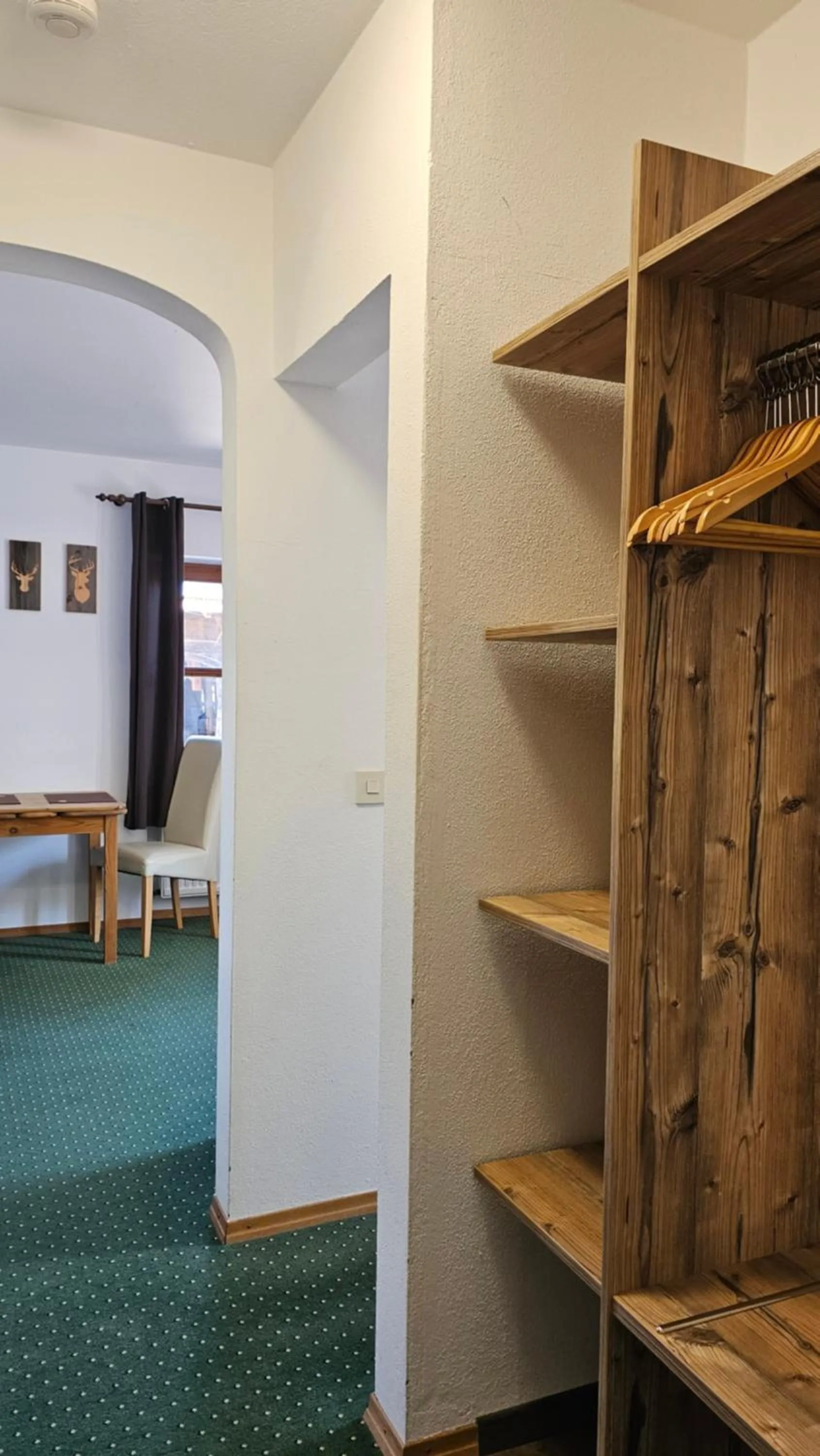 wardrobe in Der Blankhof "Back to Roots"