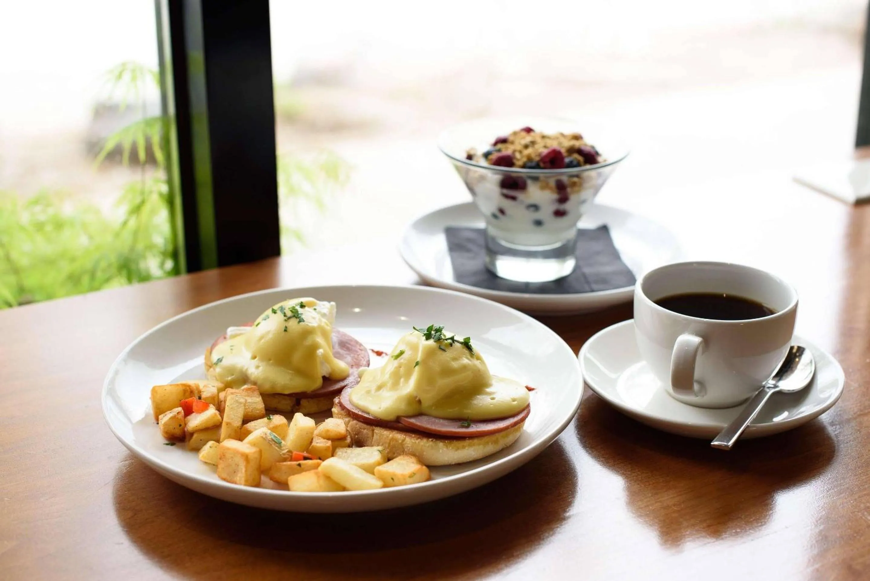 Restaurant/places to eat in Radisson Hotel Salt Lake City Downtown