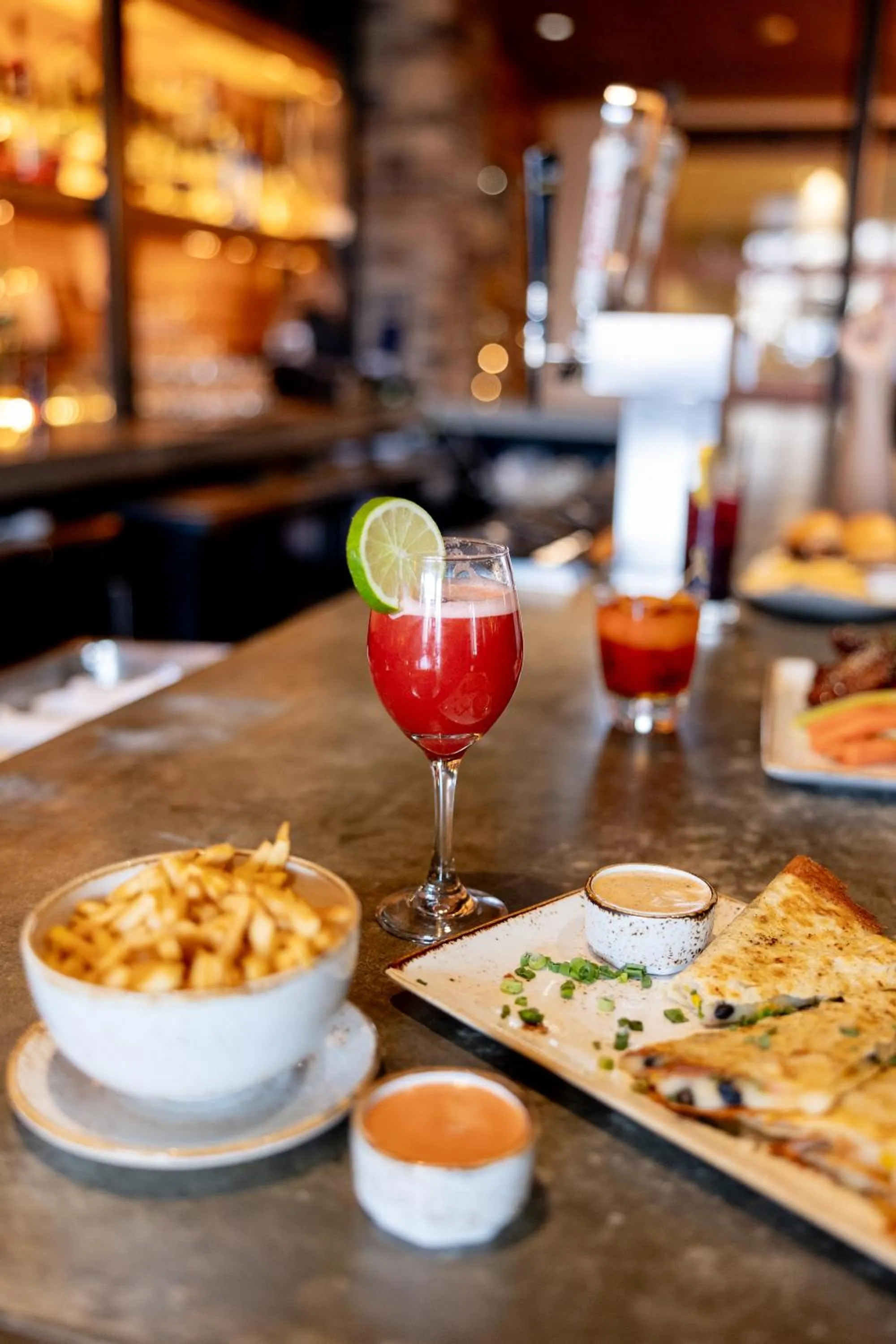 Lounge or bar in Radisson Hotel Salt Lake City Downtown