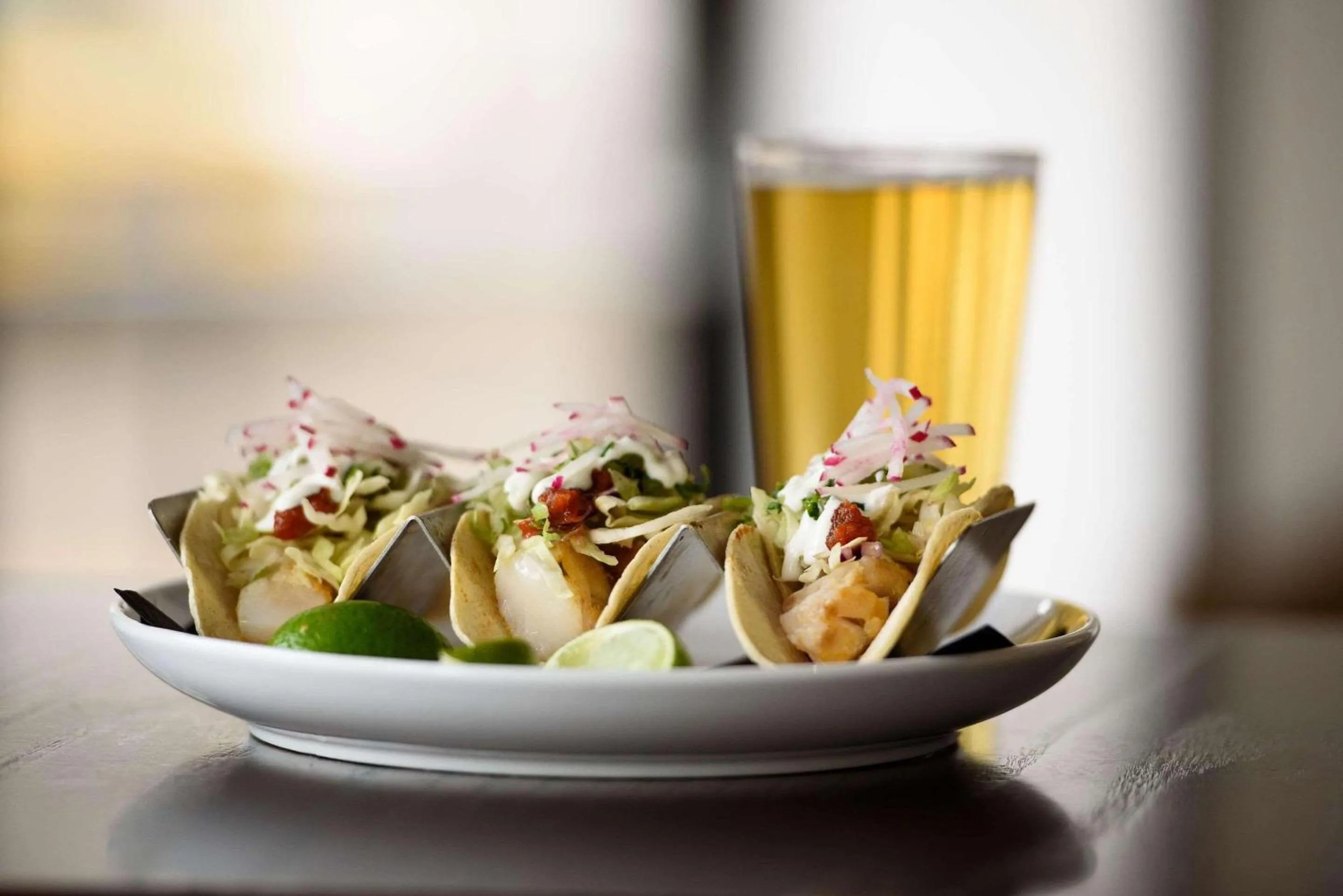 Restaurant/places to eat in Radisson Hotel Salt Lake City Downtown