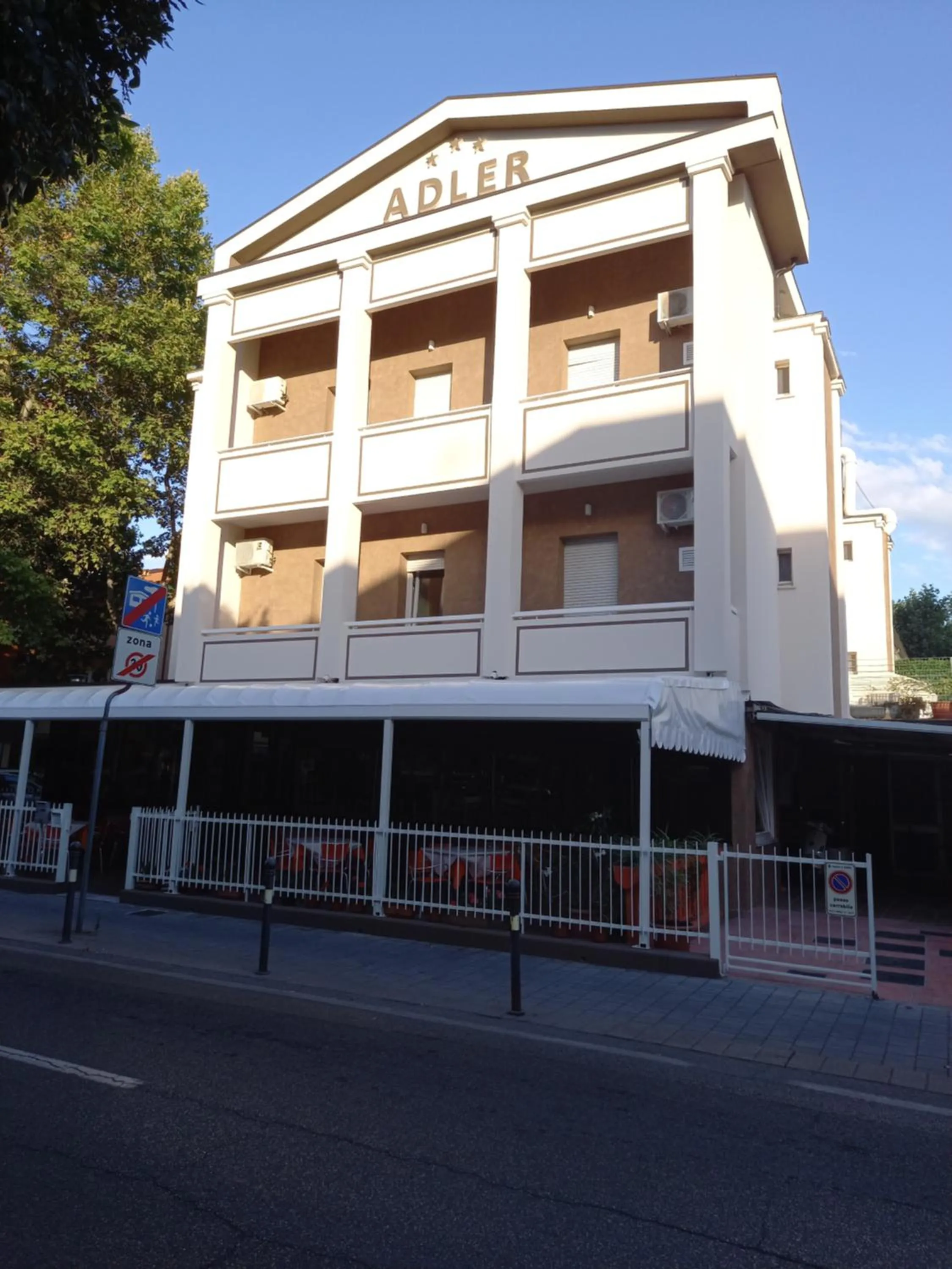 Facade/entrance in Hotel Adler