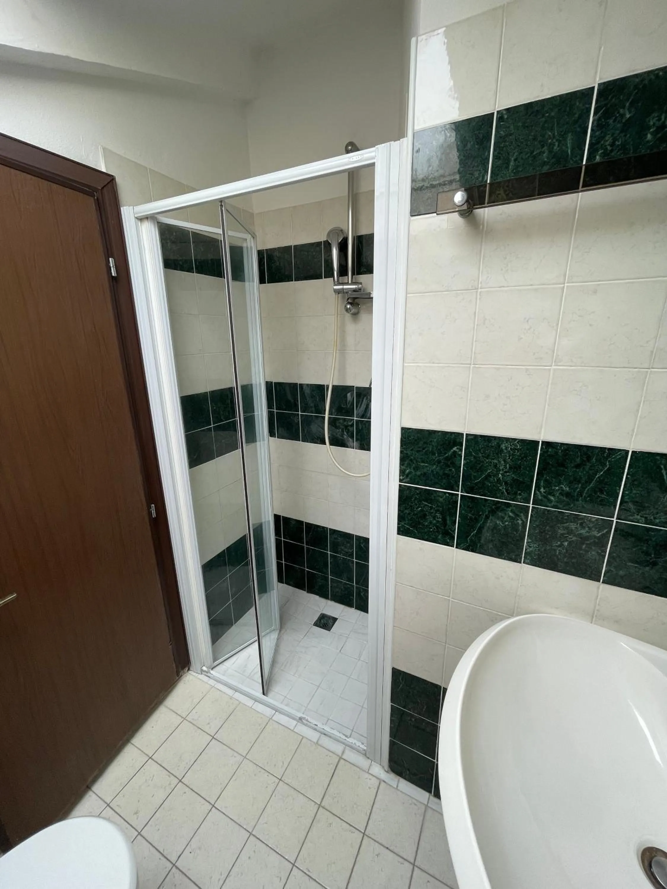 Bathroom in Hotel Adler