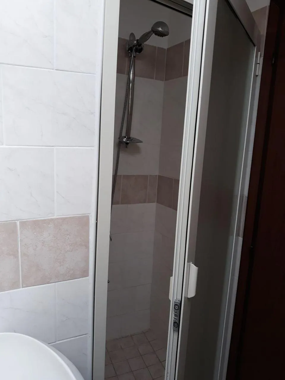 Shower in Hotel Adler