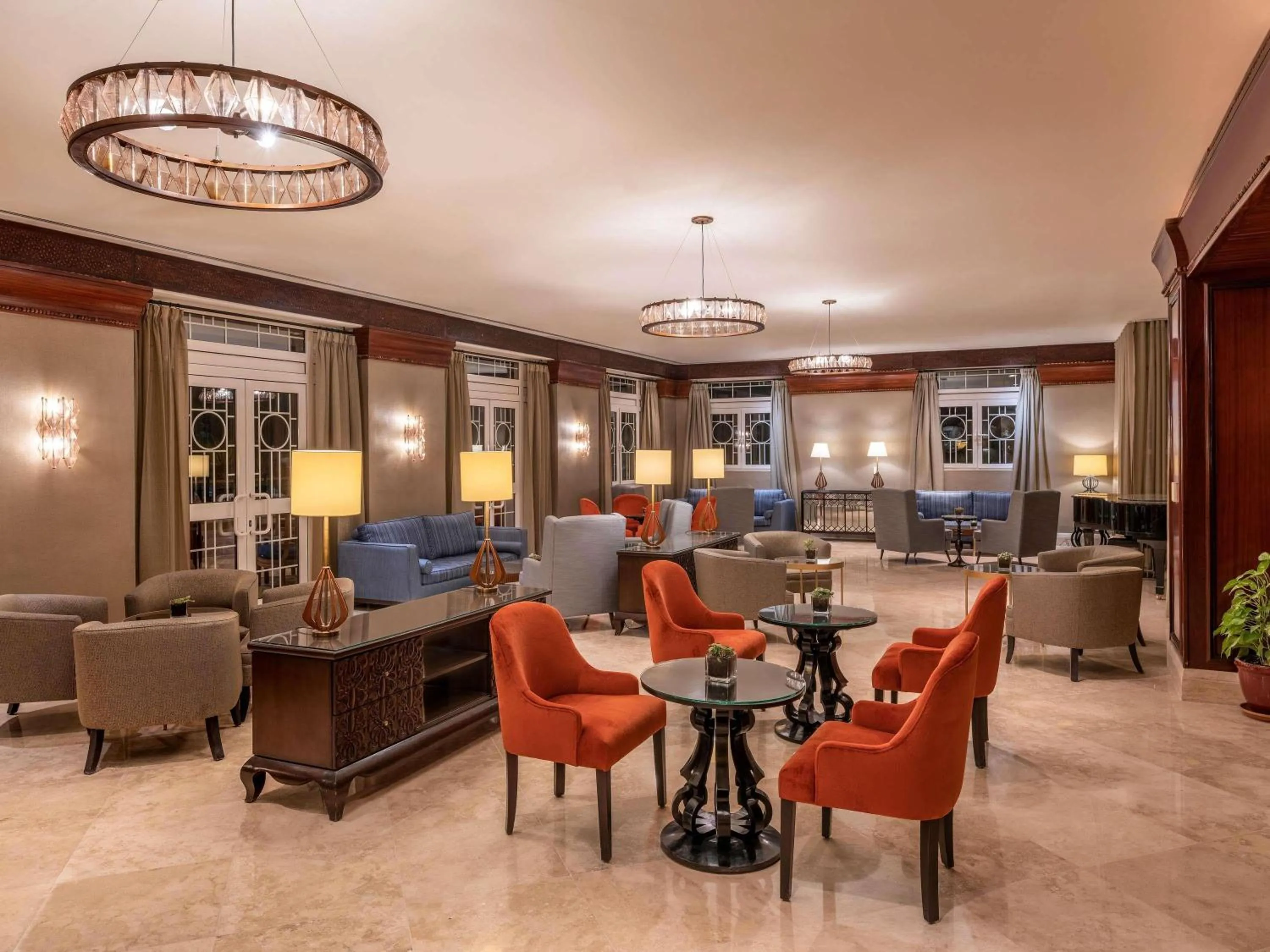 Lounge or bar in Mövenpick Resort & Residences Aqaba