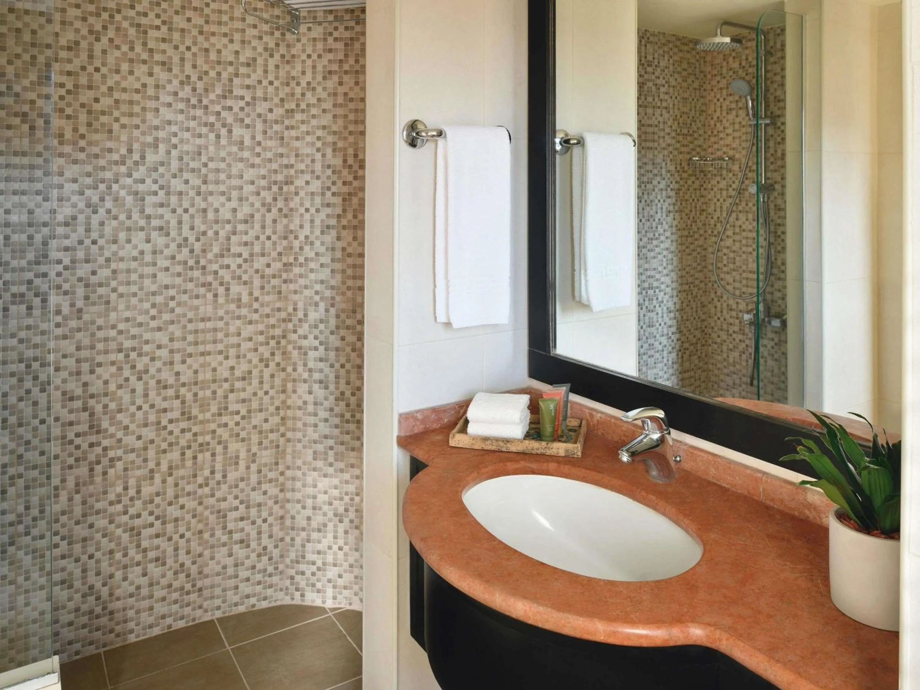 Bedroom in Mövenpick Resort & Residences Aqaba