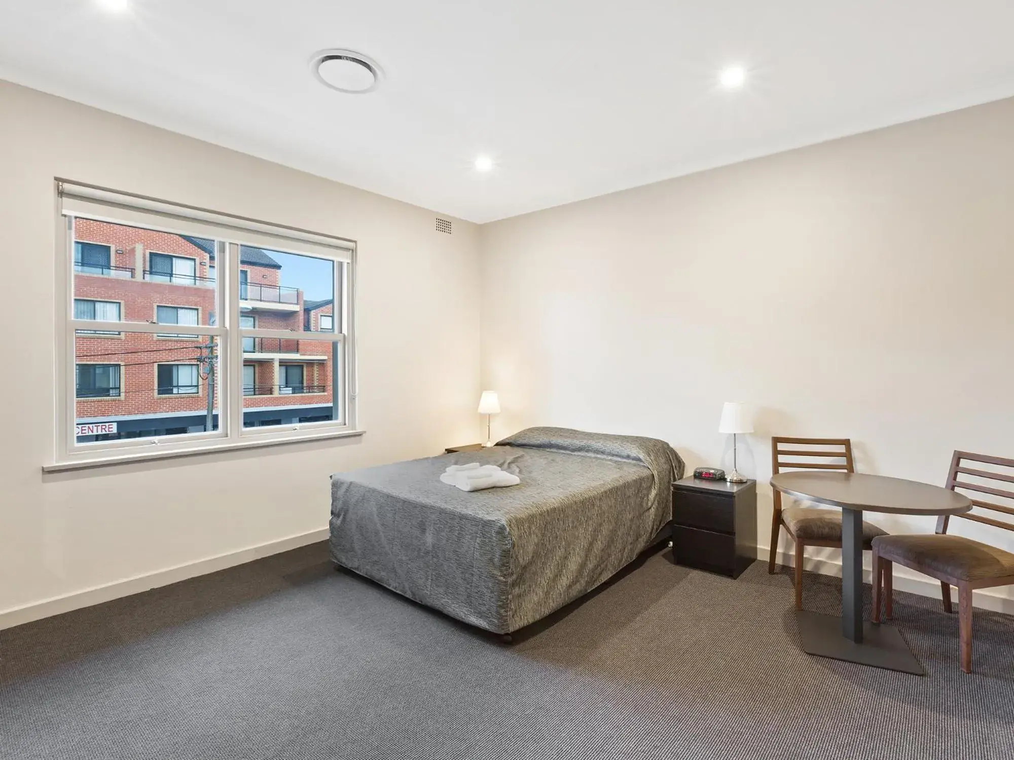 Double Room with Shared Bathroom in Padstow Park Hotel Double Room with Shared Bathroom in Padstow Park Hotel