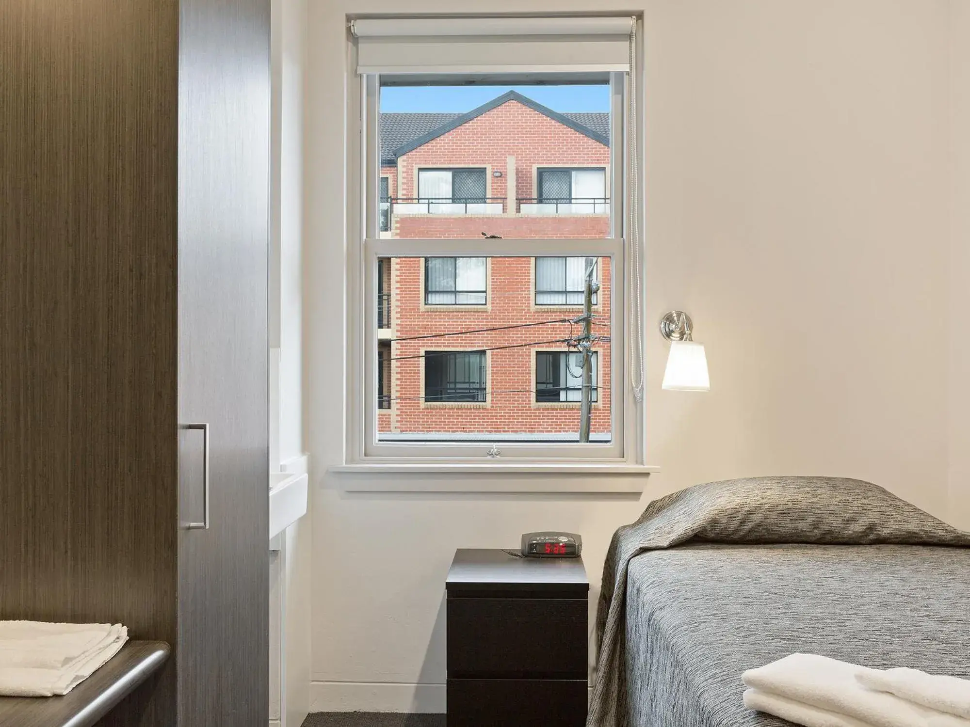 Single Room with Shared Bathroom - single occupancy in Padstow Park Hotel Single Room with Shared Bathroom - single occupancy in Padstow Park Hotel