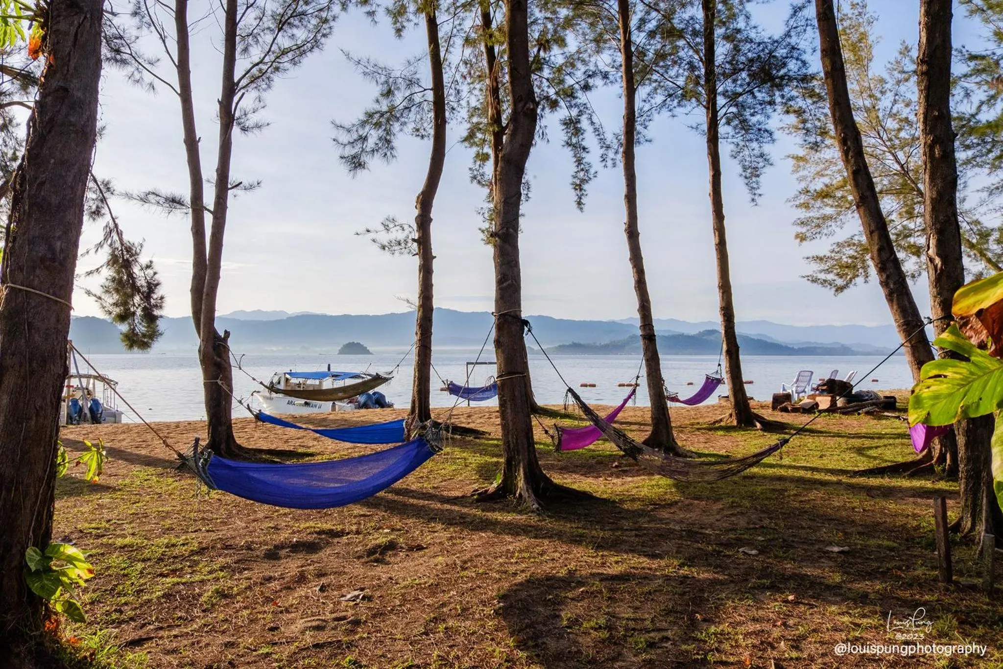 Beach in Ara Dinawan Island Resort