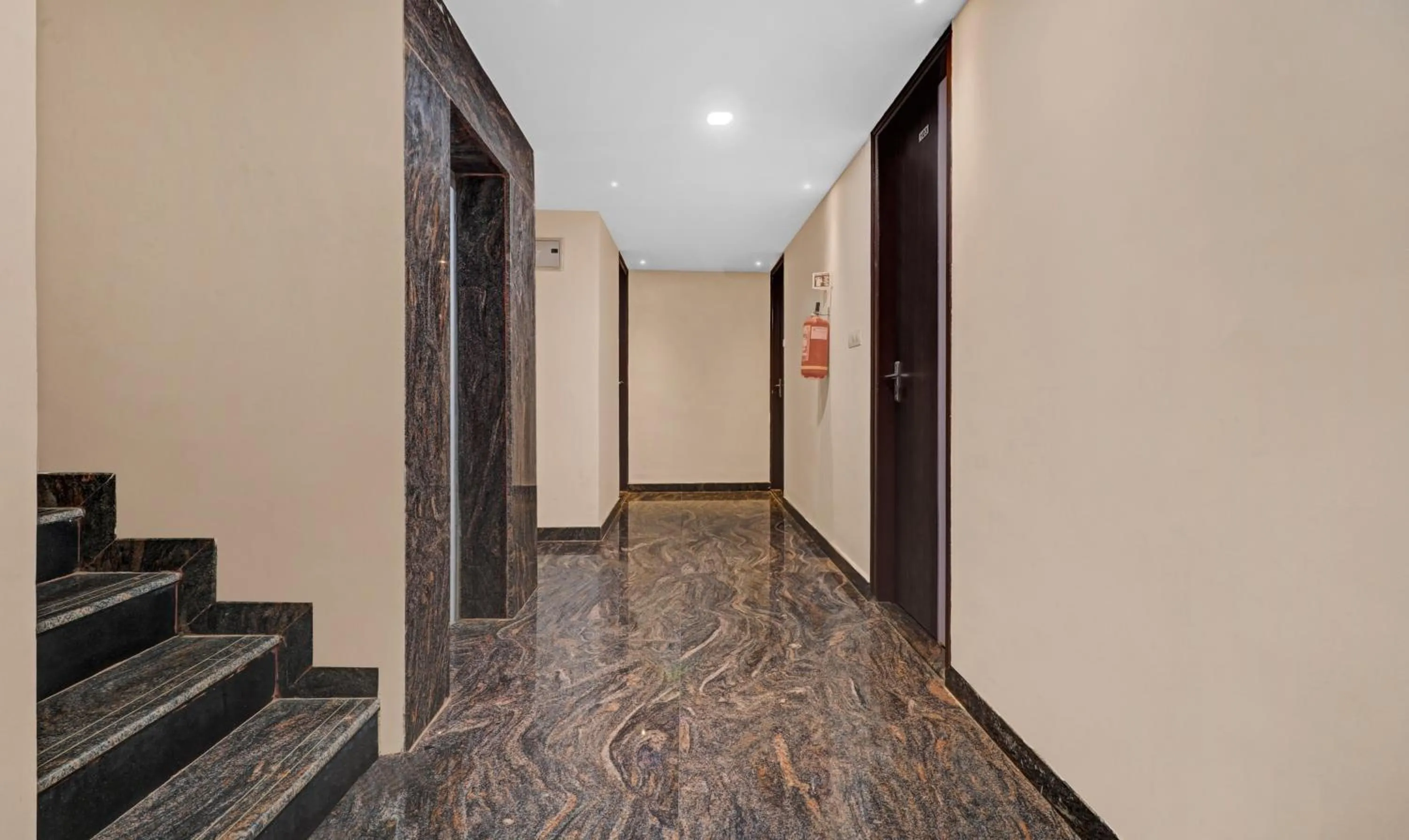 Lobby or reception in Treebo JJ Residency