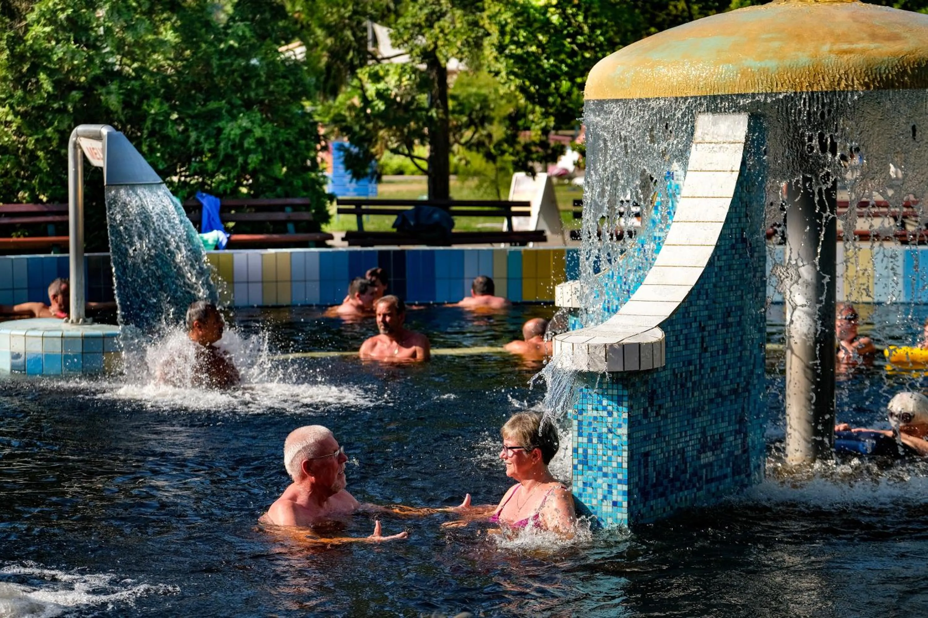 Nearby landmark in Elizabeth Hotel