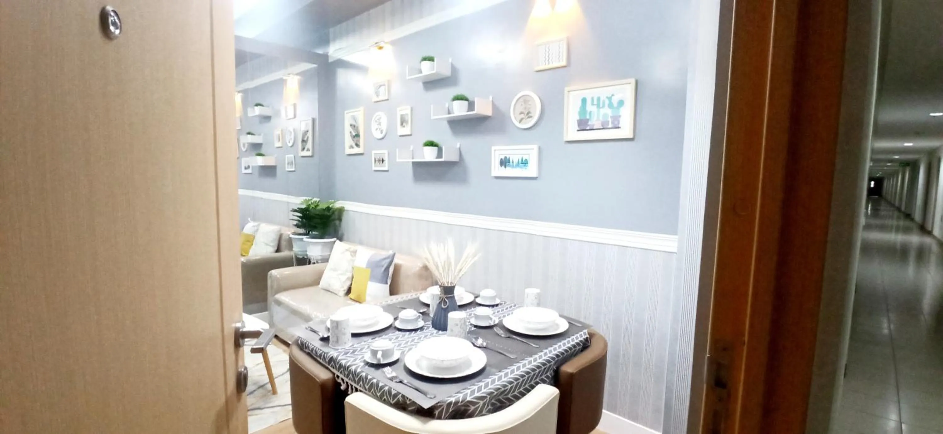 Dining area in 2-Bedroom CK's Corner Staycation Trees Residences