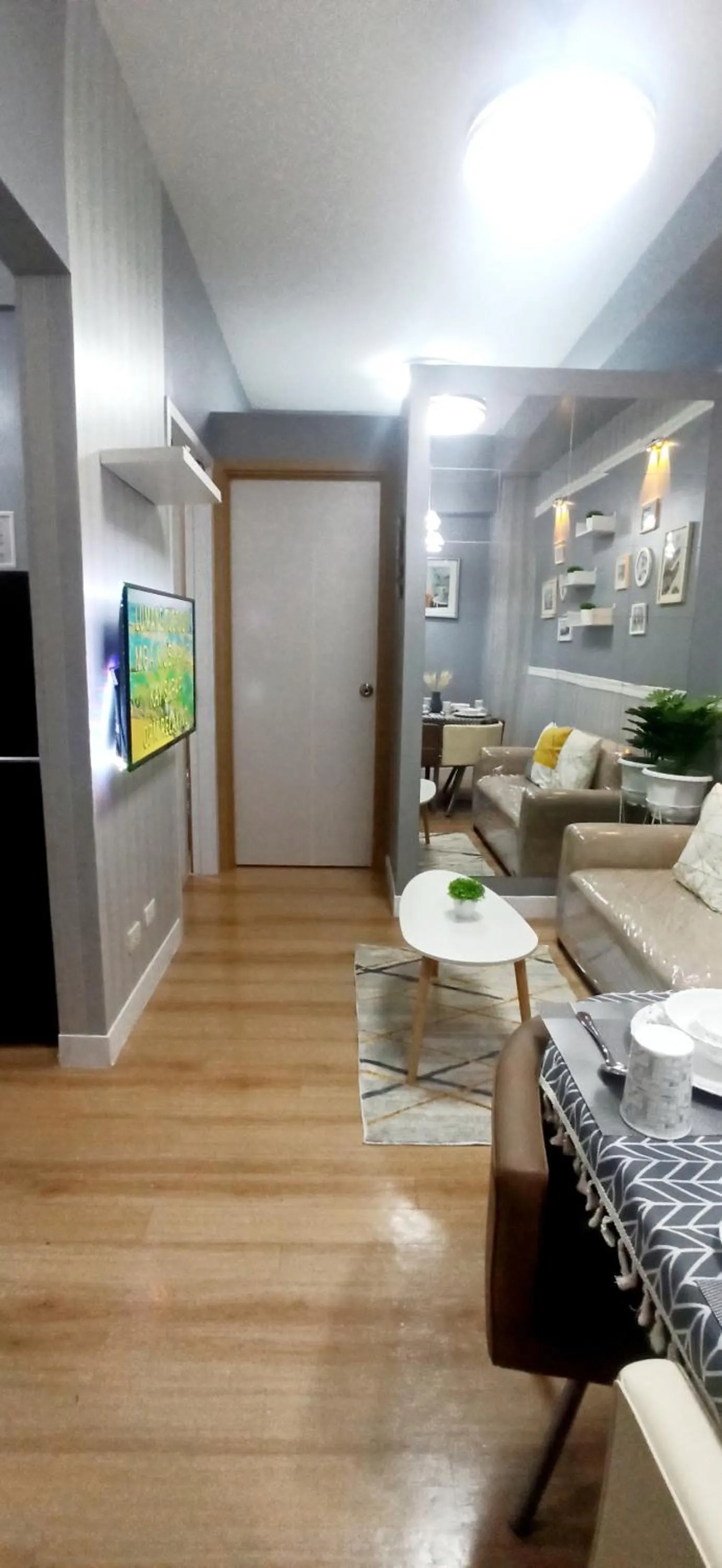 TV and multimedia in 2-Bedroom CK's Corner Staycation Trees Residences