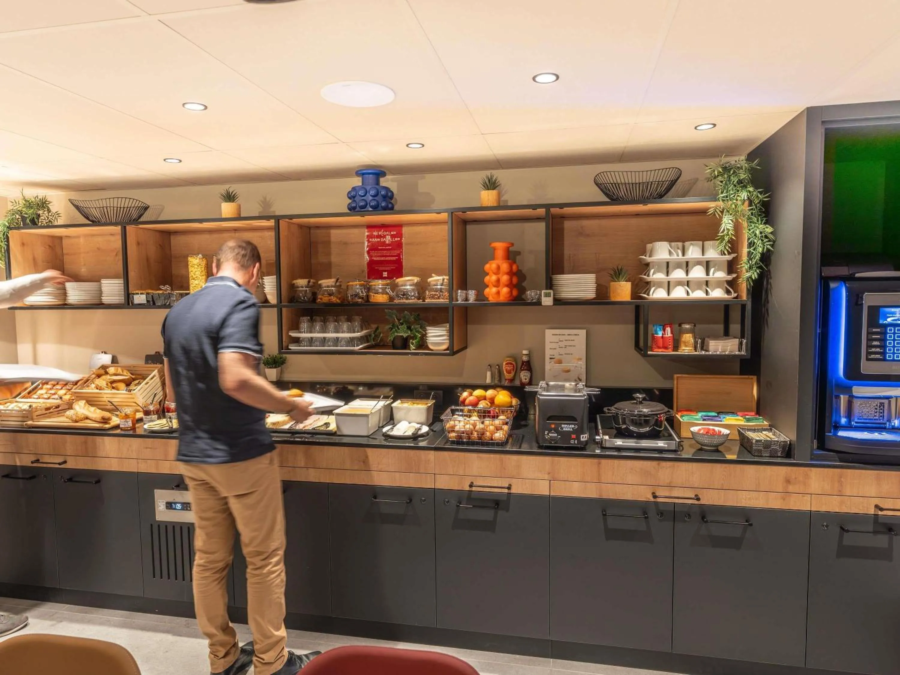 Property building in Ibis Orleans La Chapelle Saint Mesmin