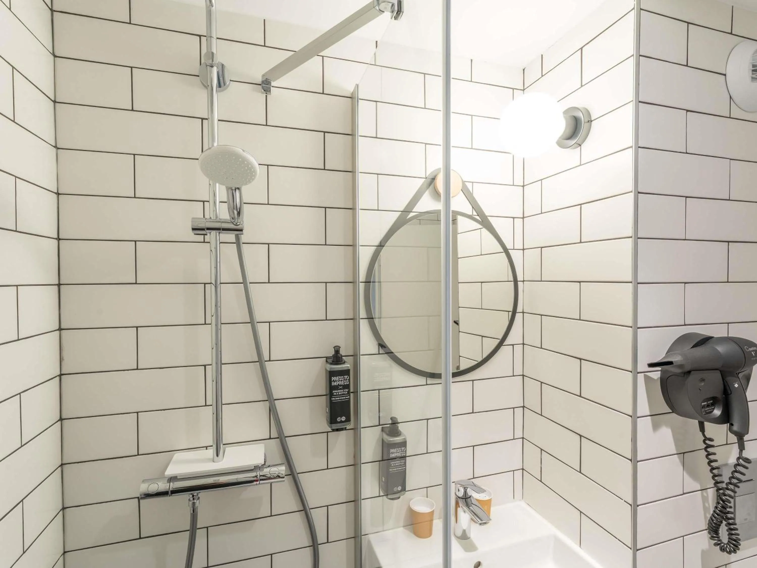 Bedroom in Ibis Orleans La Chapelle Saint Mesmin