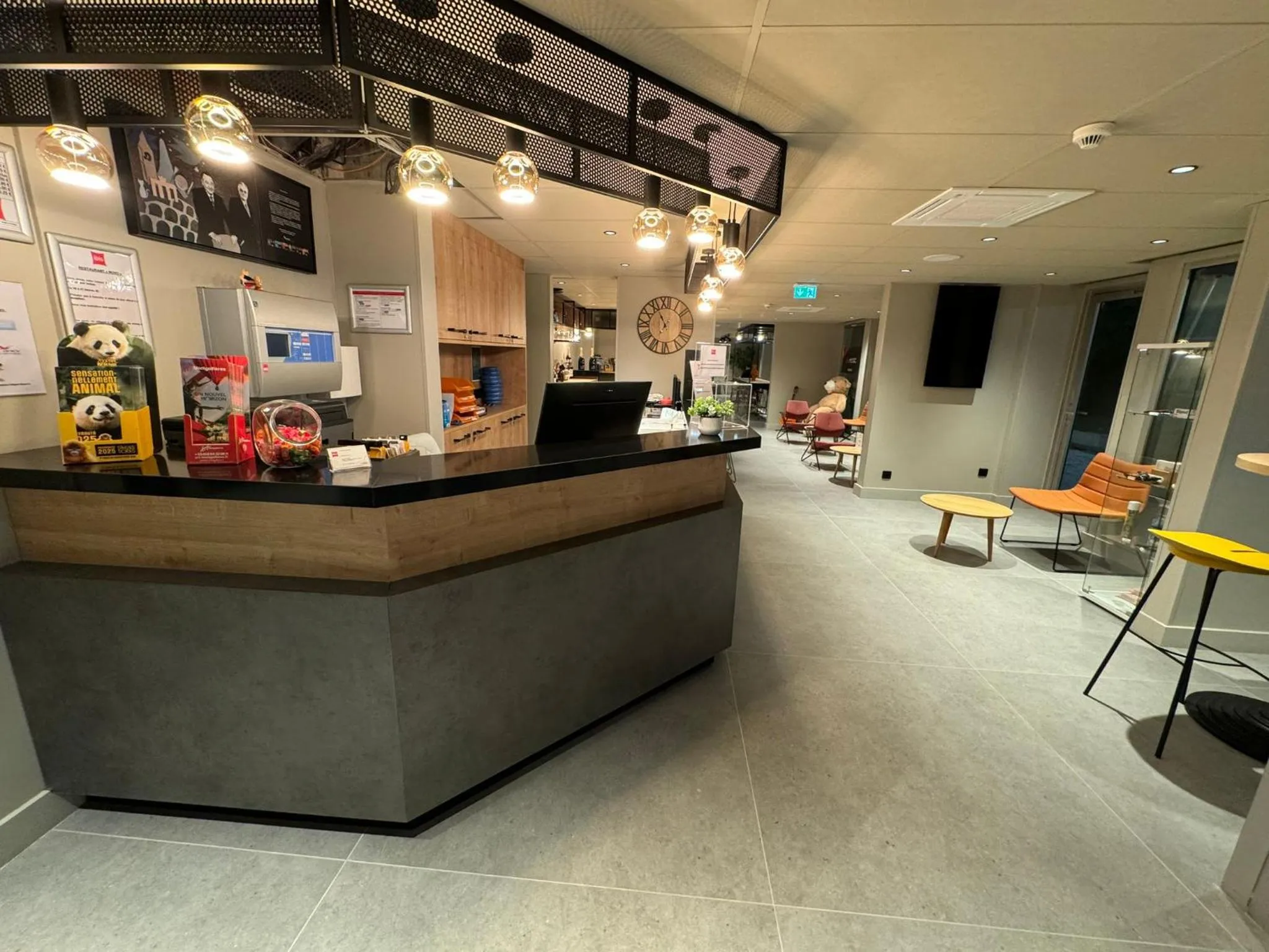 Living room in Ibis Orleans La Chapelle Saint Mesmin