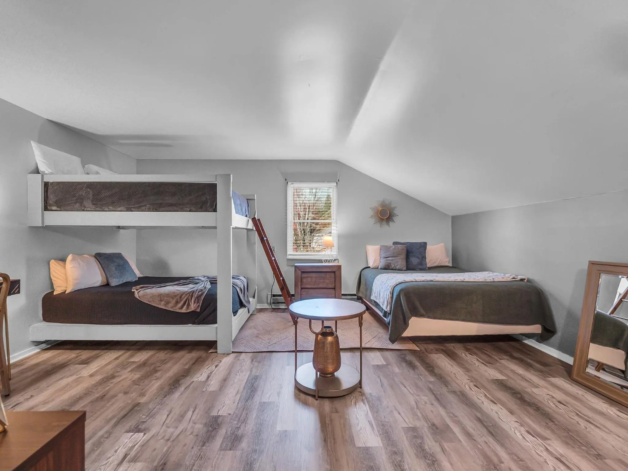 Deluxe Family Room in Timberline Lodge