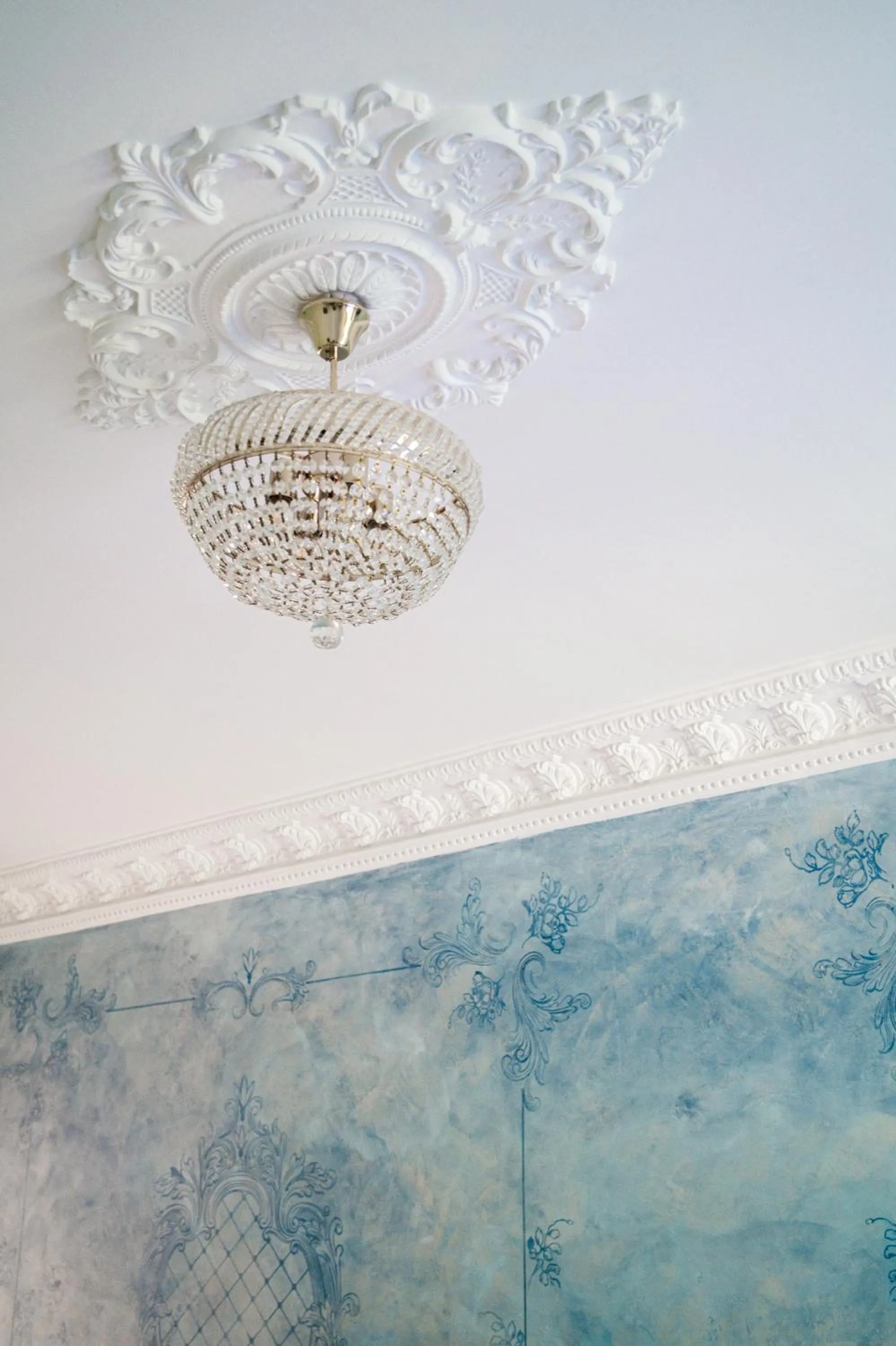 Pałac Bogaczów - noclegi - restauracja - przyjęcia