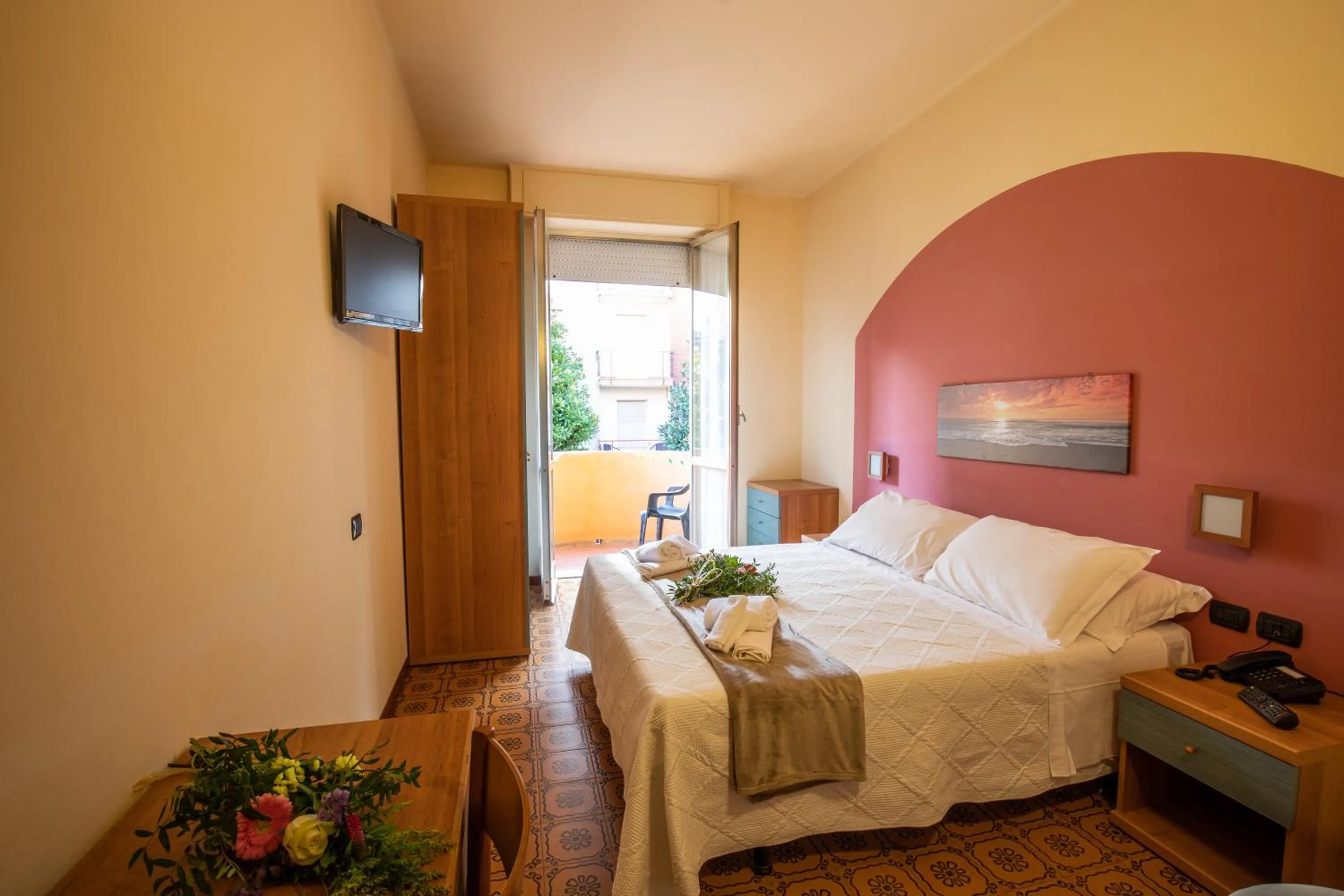 XXV APRILE Casa per Ferie