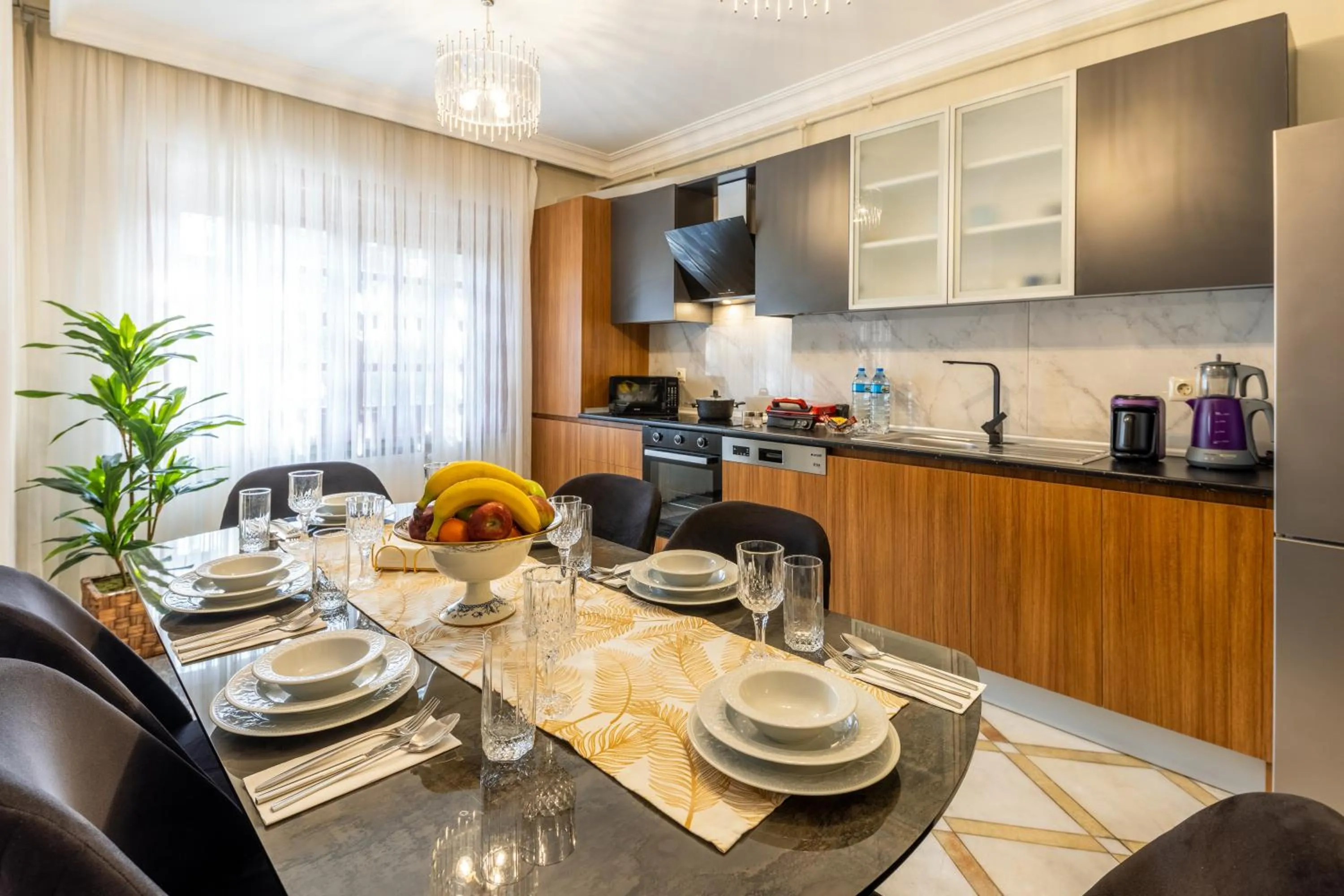 Kitchen or kitchenette in BayMari Suites Plus Florya