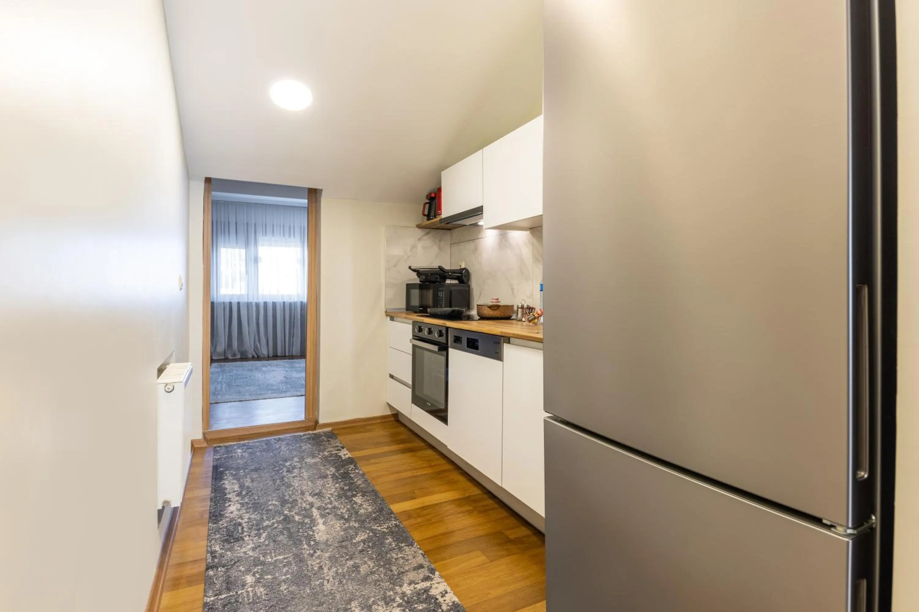 Kitchen or kitchenette in BayMari Suites Plus Florya