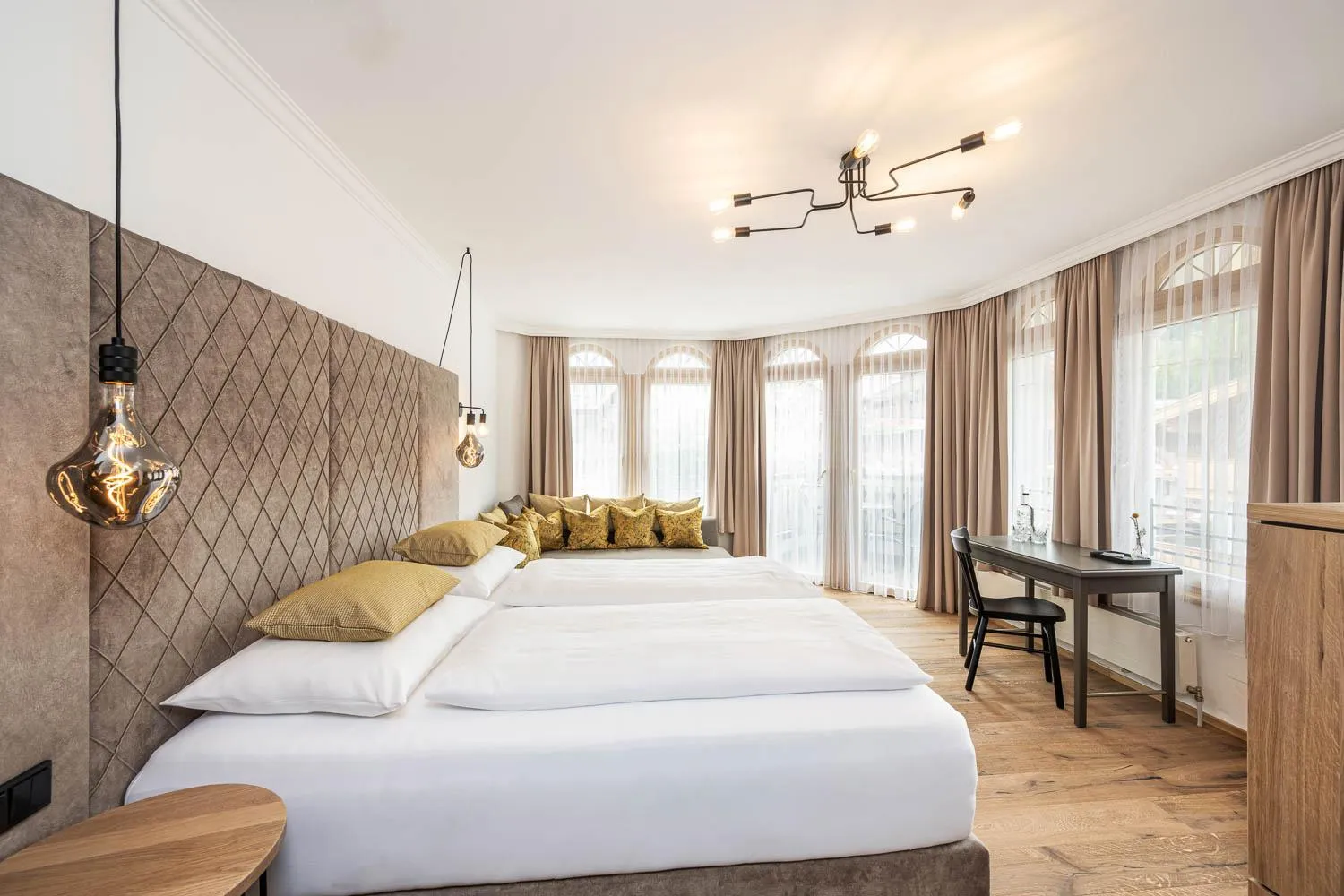 Photo of the whole room, Bed in die HOCHKÖNIGIN - Mountain Resort