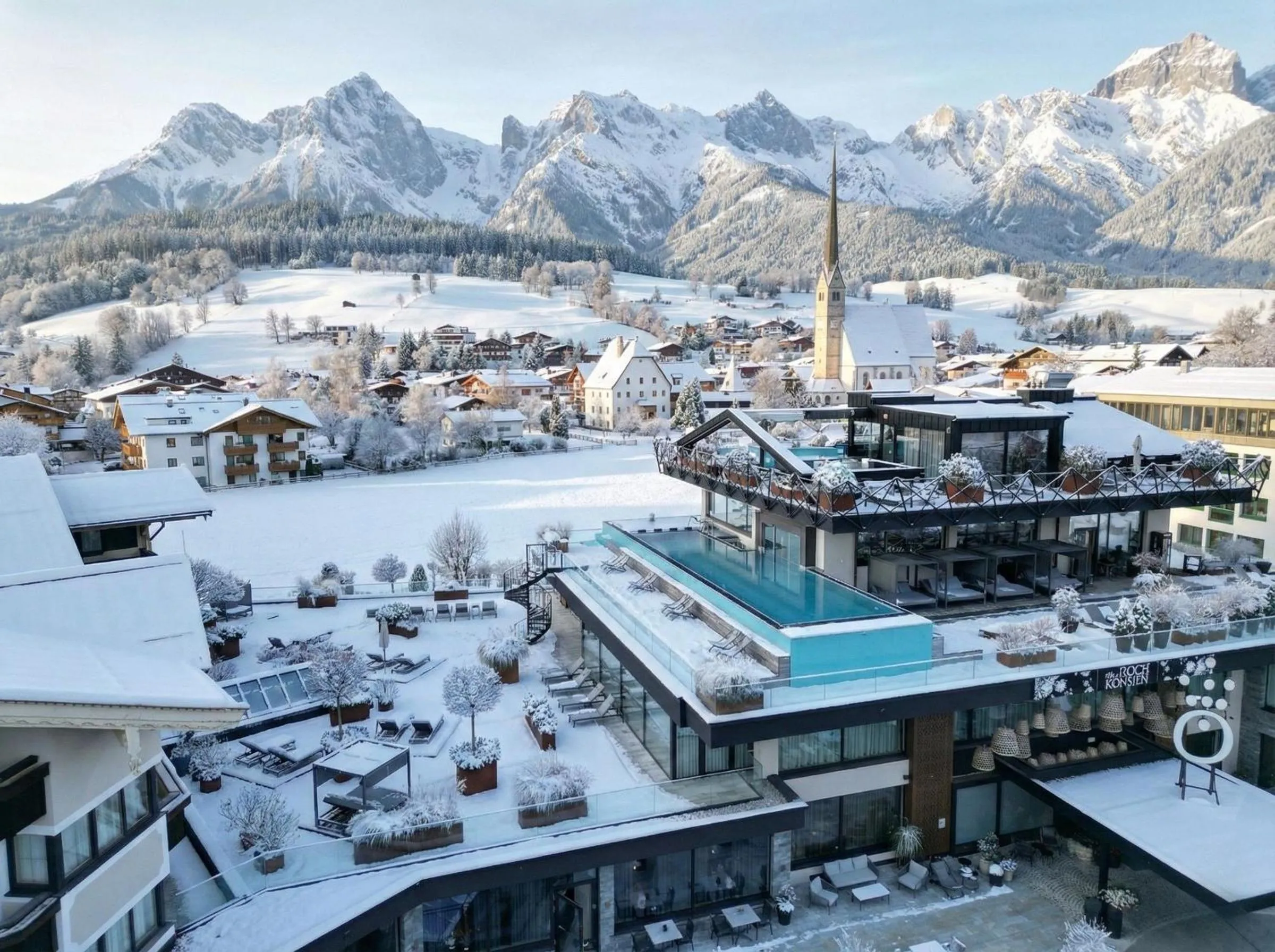 Property building in die HOCHKÖNIGIN - Mountain Resort