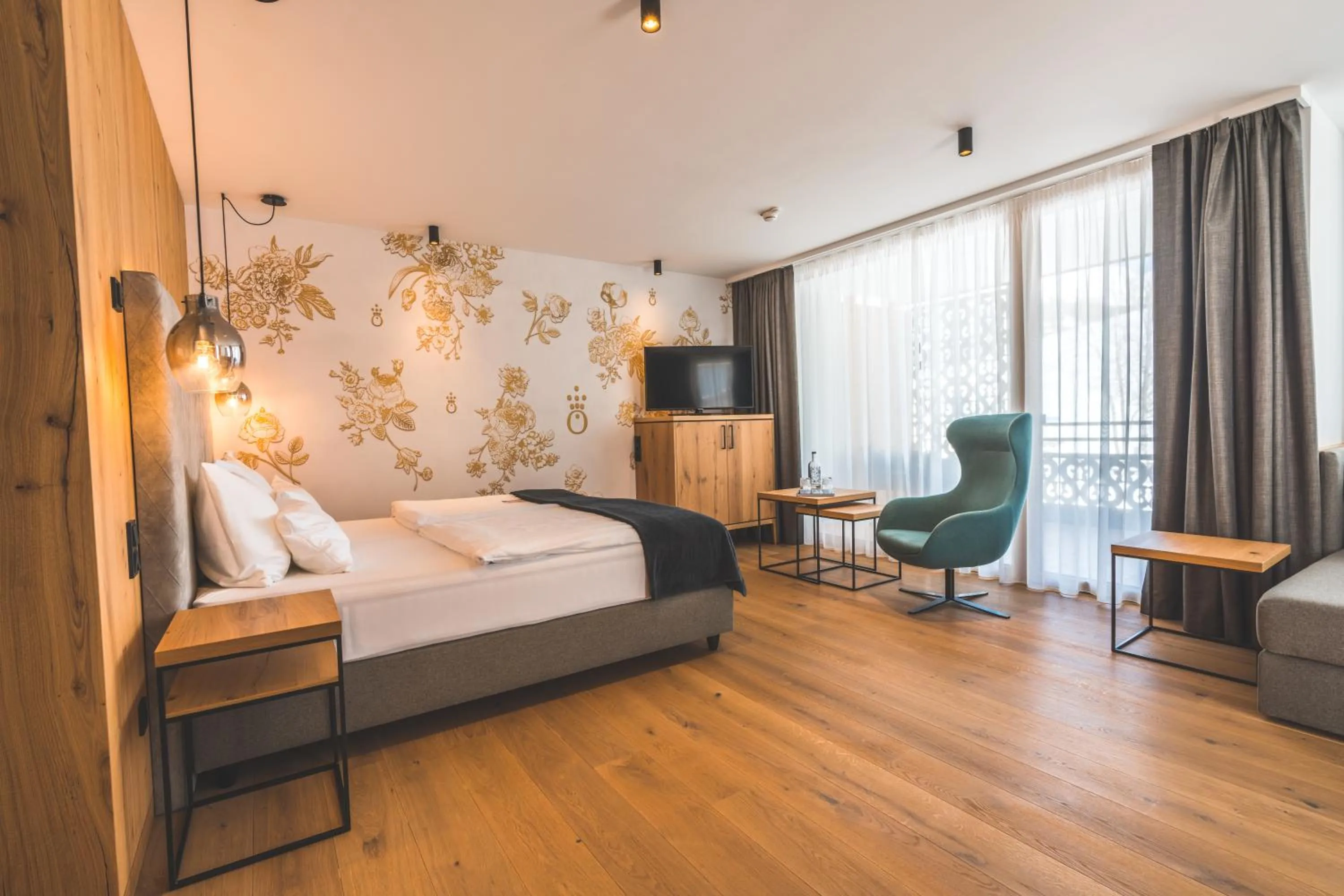 Photo of the whole room, Bed in die HOCHKÖNIGIN - Mountain Resort