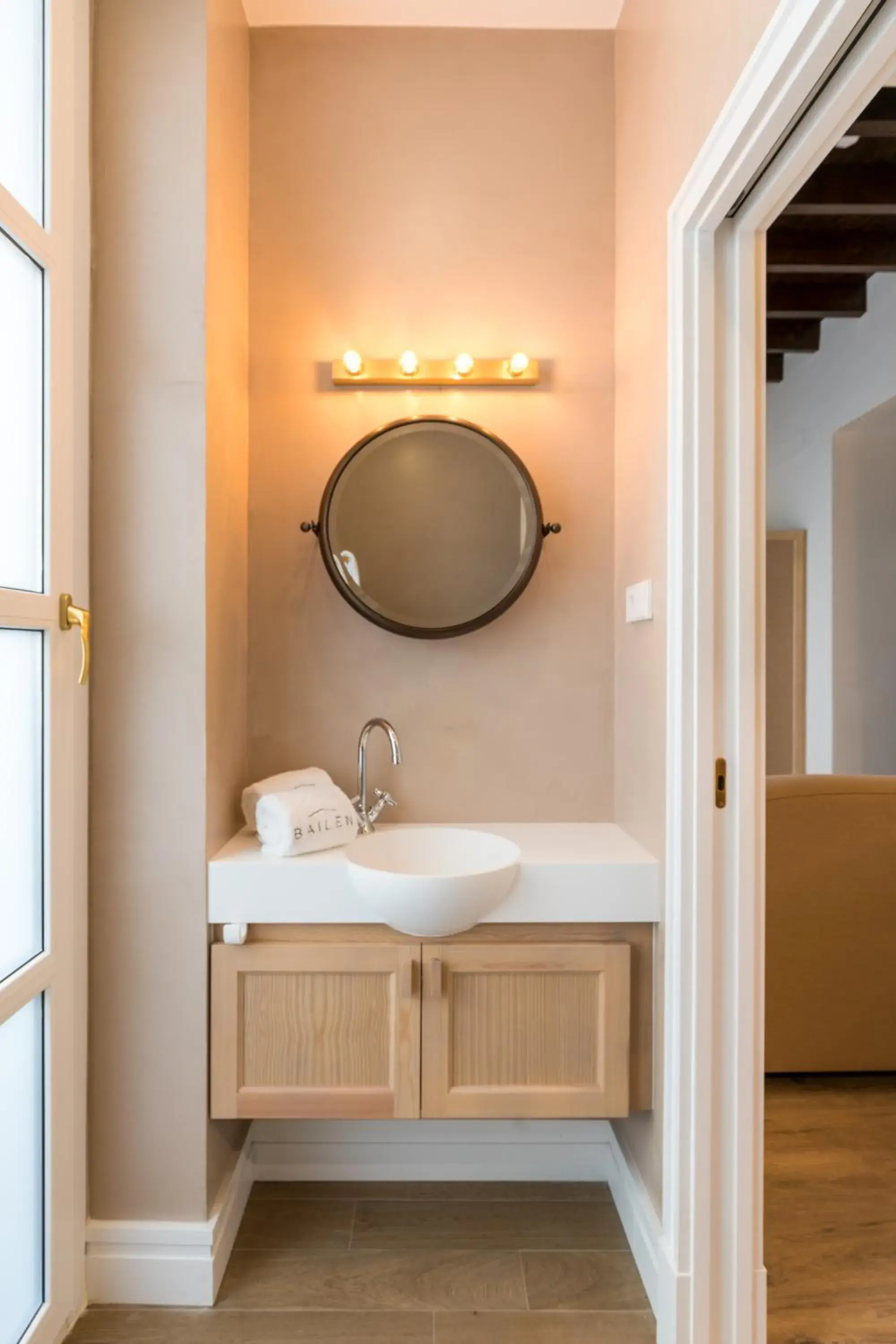 Superior Apartment in Casa Bailen Sevilla Superior Apartment in Casa Bailen Sevilla