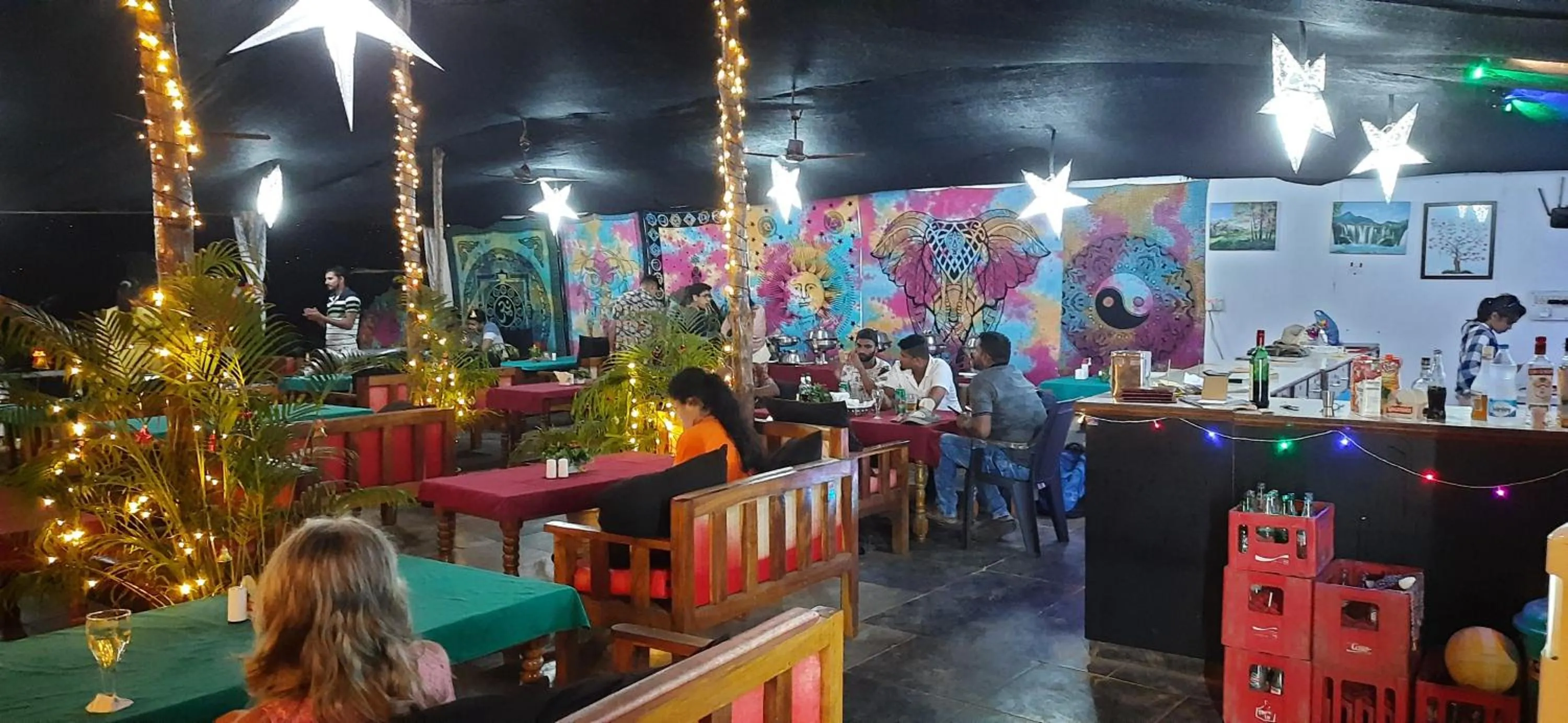 group of guests in Saxony Beach Huts