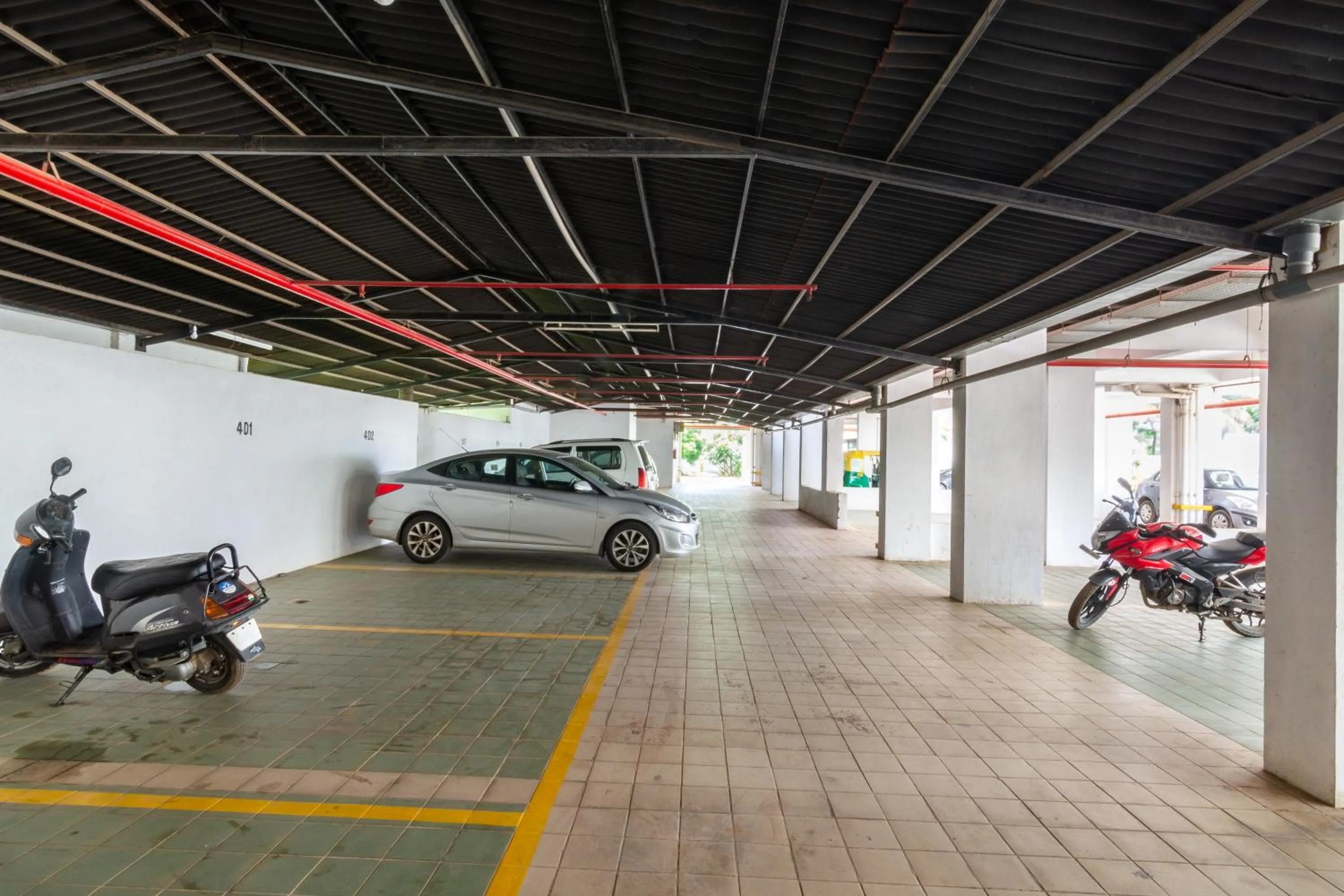 Parking in Guesture Serviced Residences, Alta Vista