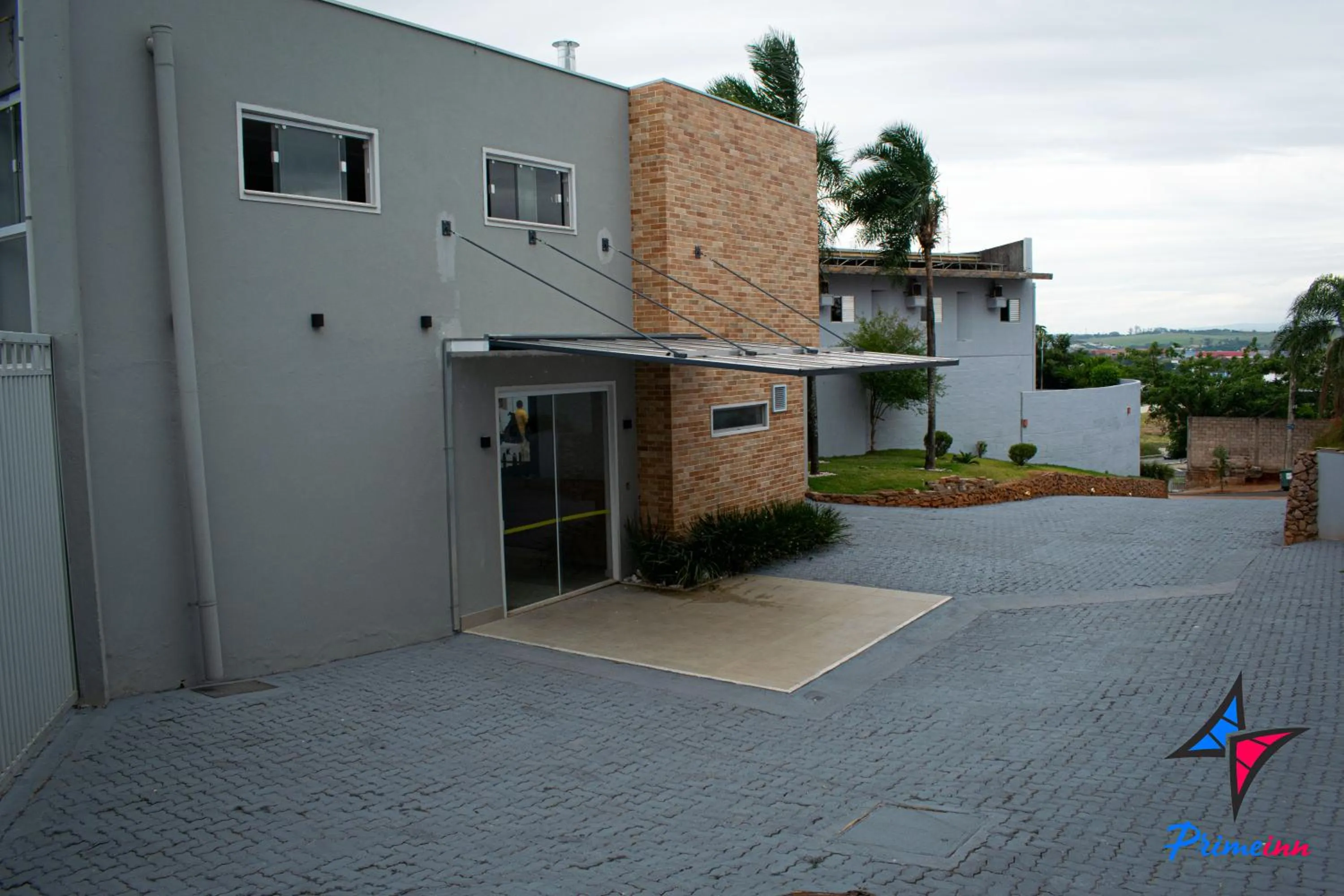 Property building in Hotel PrimeInn