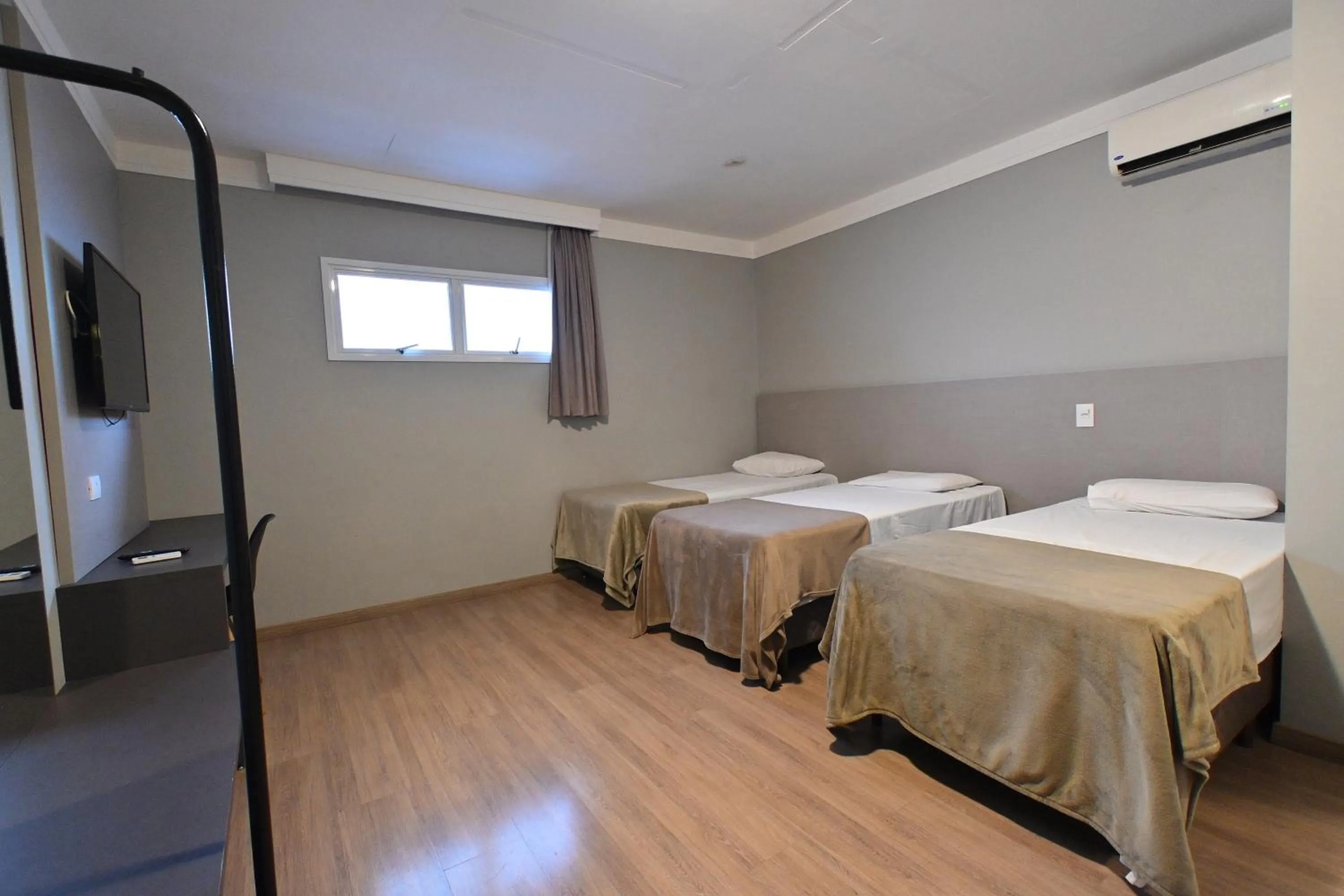 Bed in Hotel PrimeInn