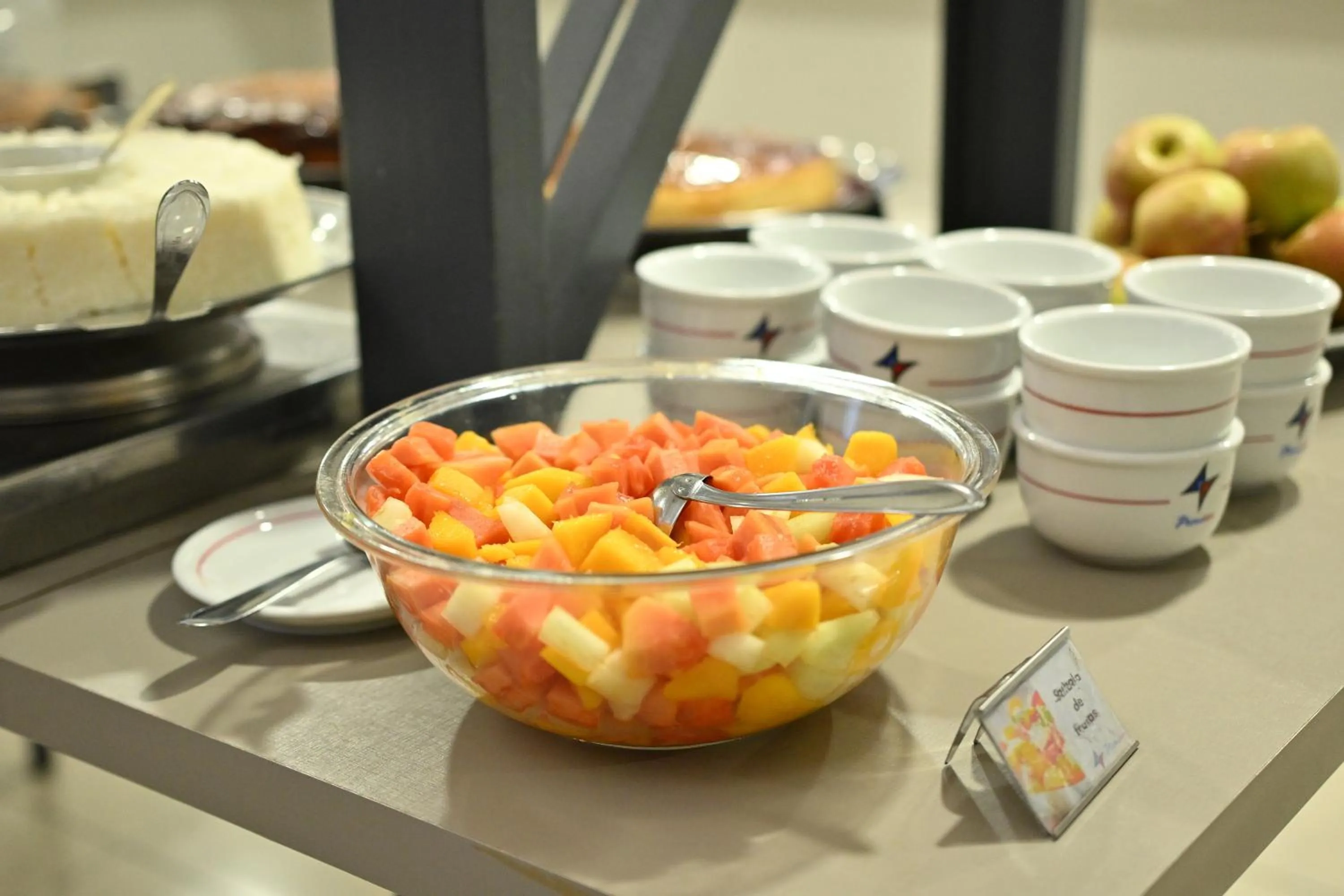 Food and drinks in Hotel PrimeInn