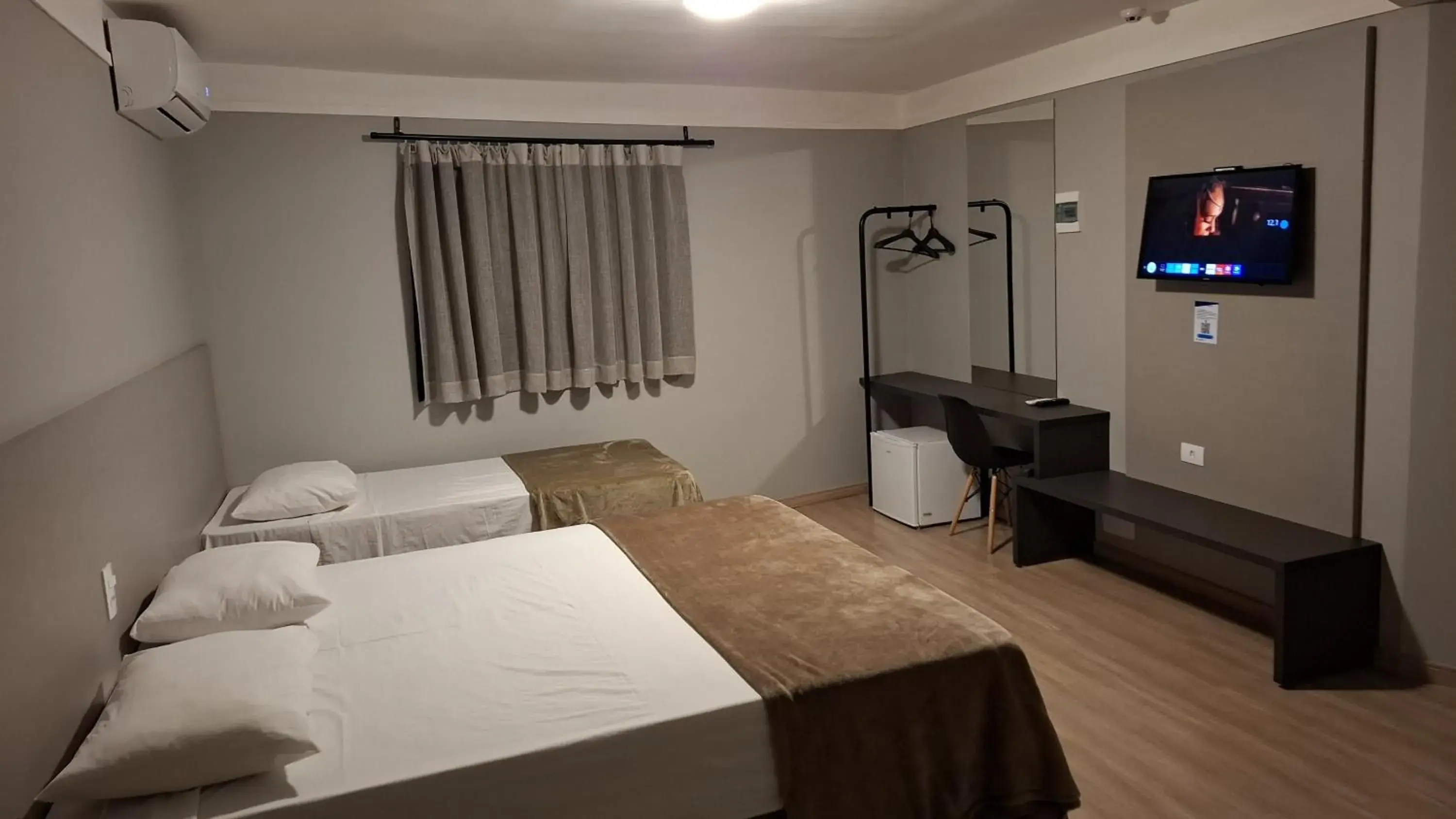 Quadruple Room in Hotel PrimeInn Quadruple Room in Hotel PrimeInn