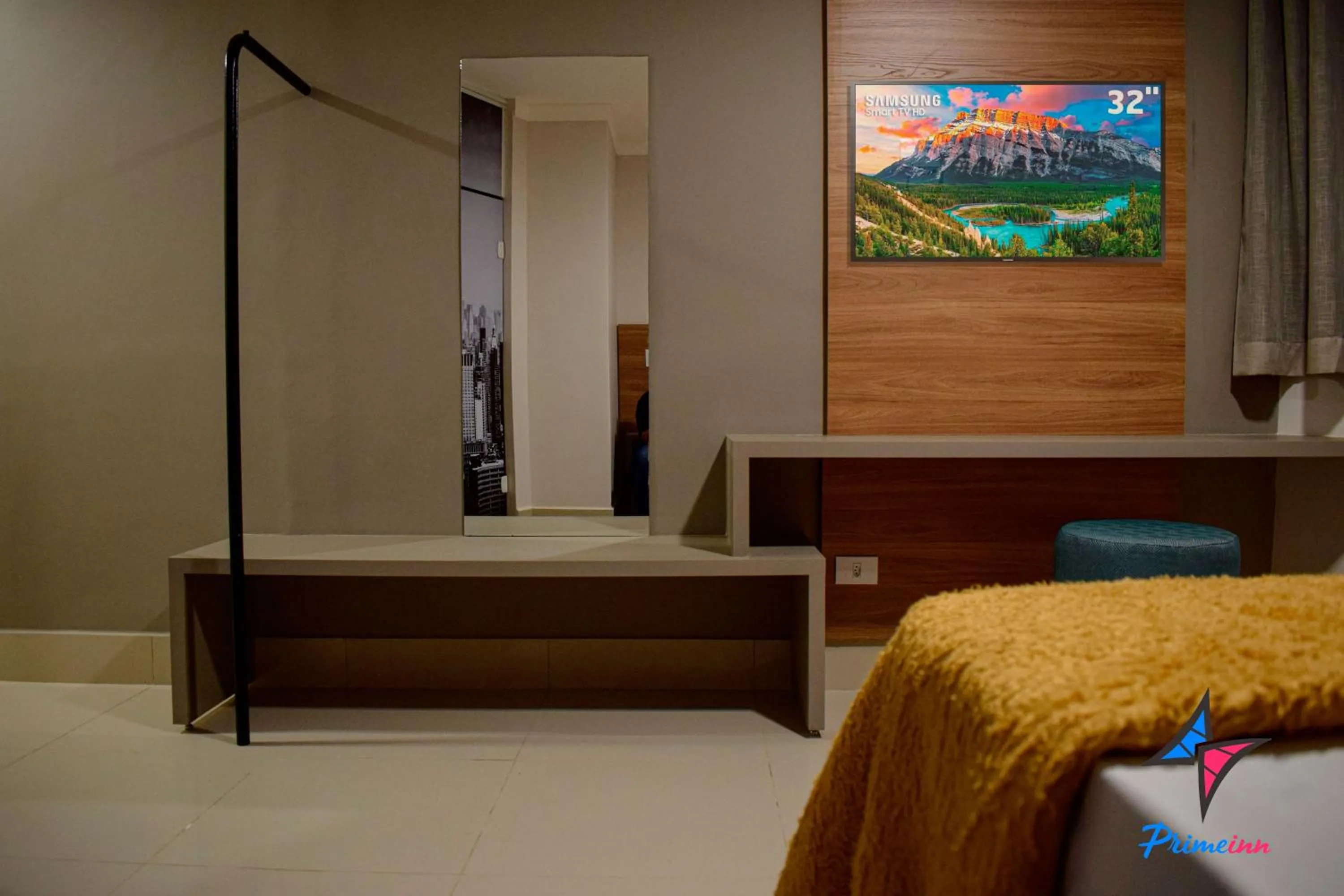 Bedroom, Bed in Hotel PrimeInn