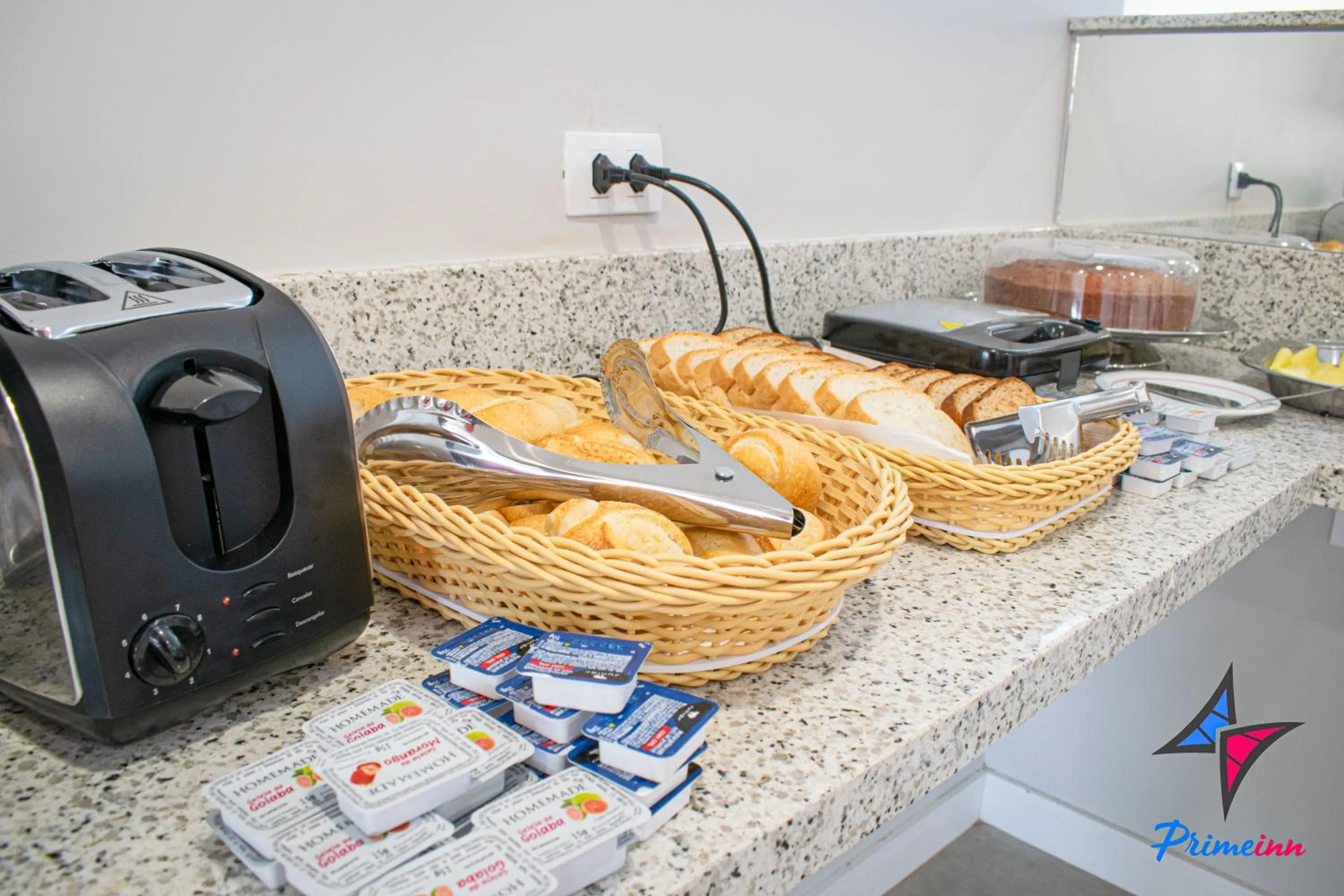 Breakfast in Hotel PrimeInn