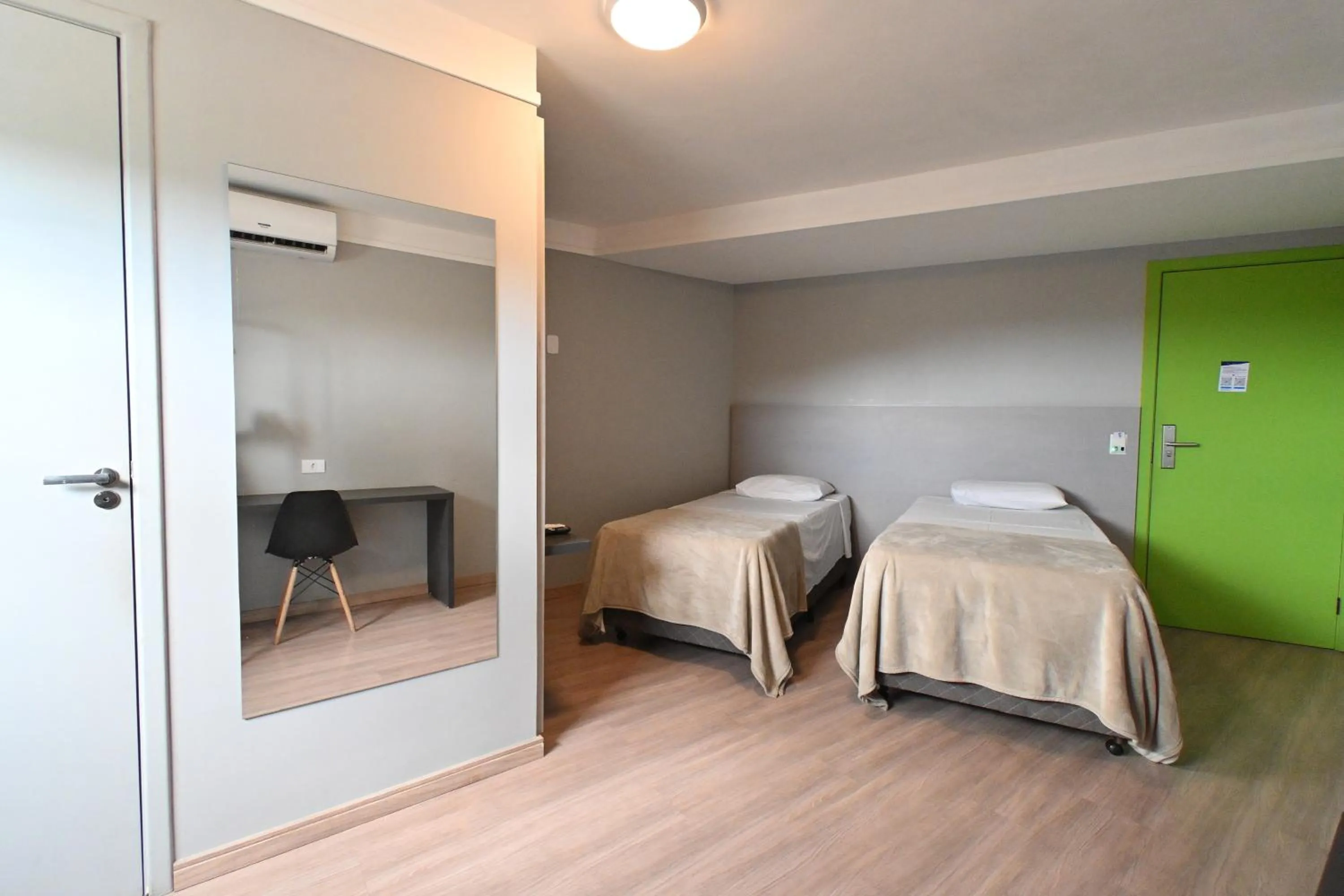 Bed in Hotel PrimeInn