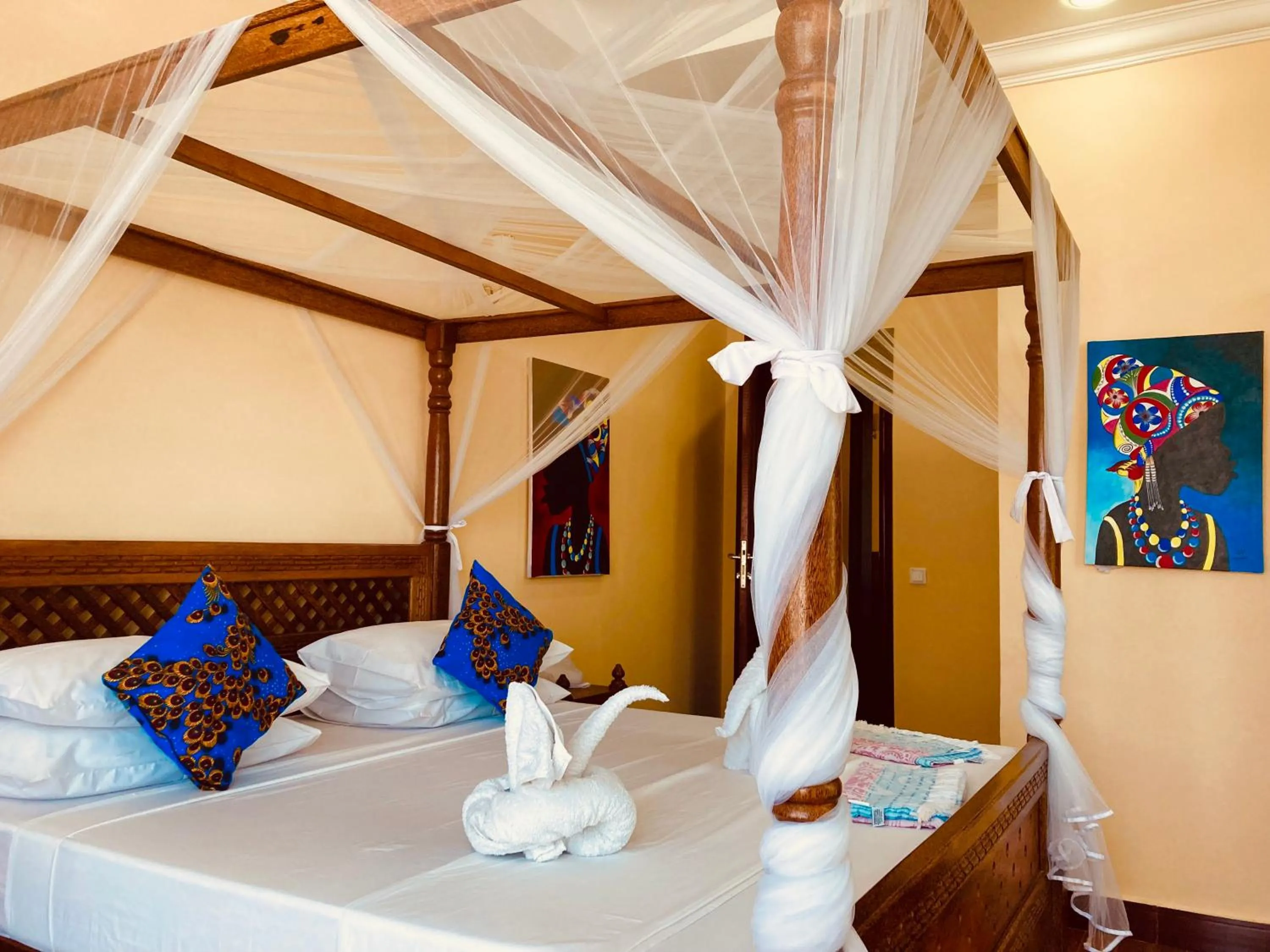 Bed in Mambo Paradise