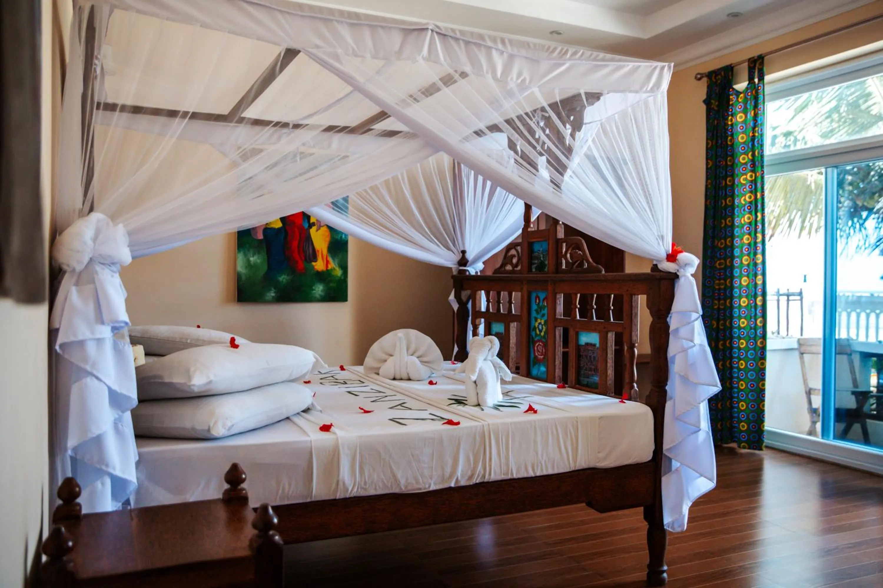 Bed in Mambo Paradise