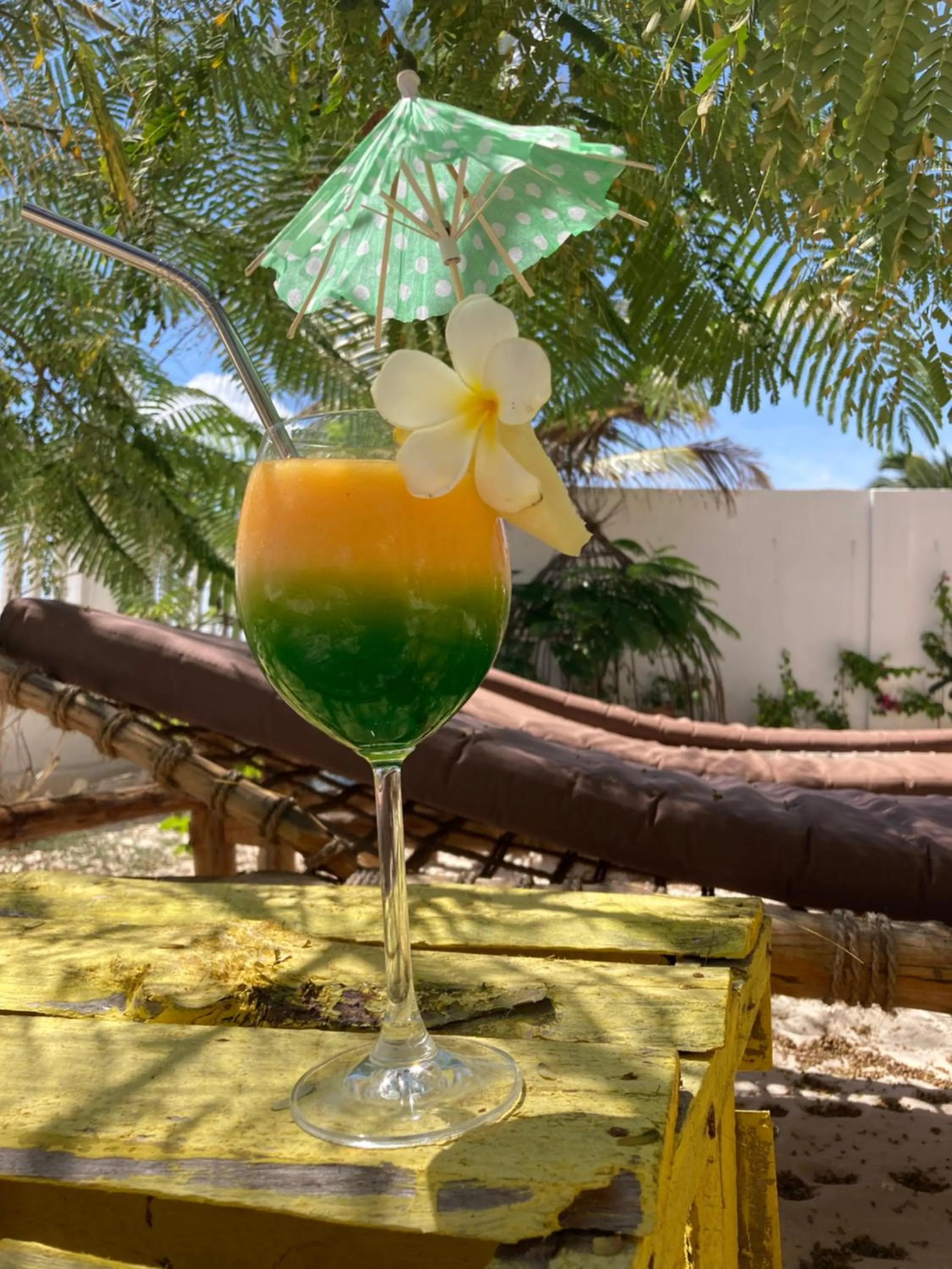 Food and drinks in Mambo Paradise