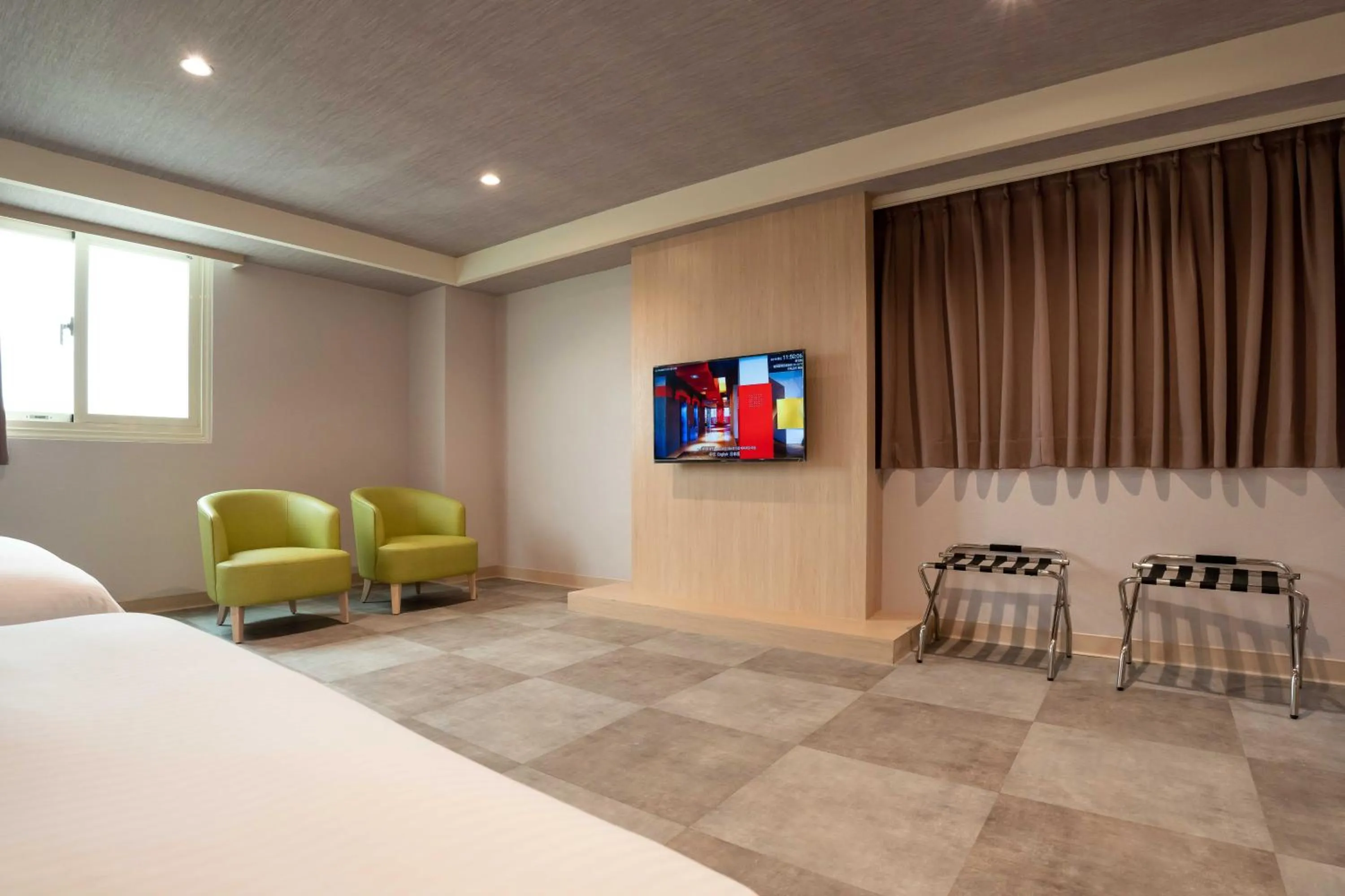 Bed in The Cloud Hotel