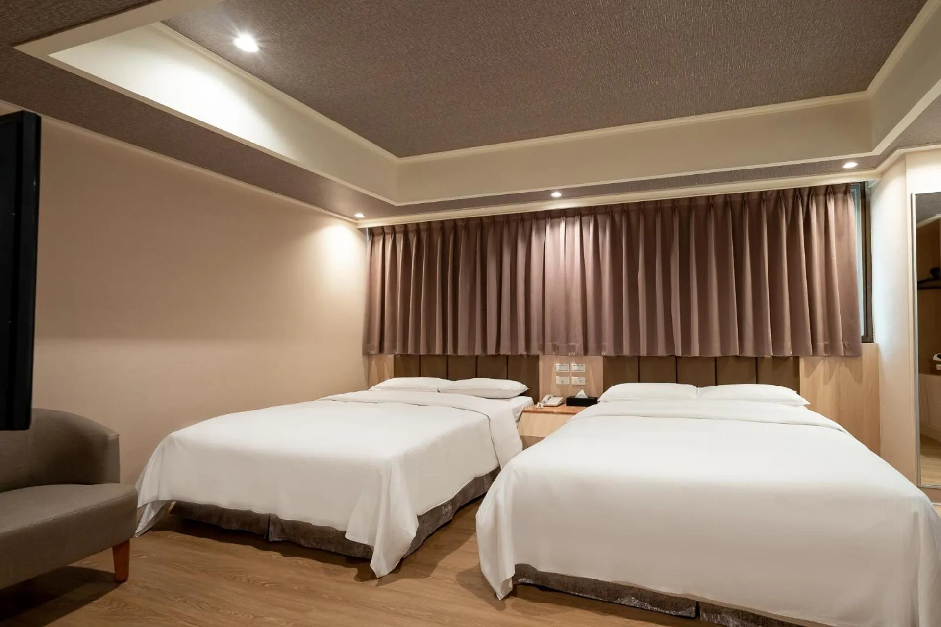 Bed in The Cloud Hotel