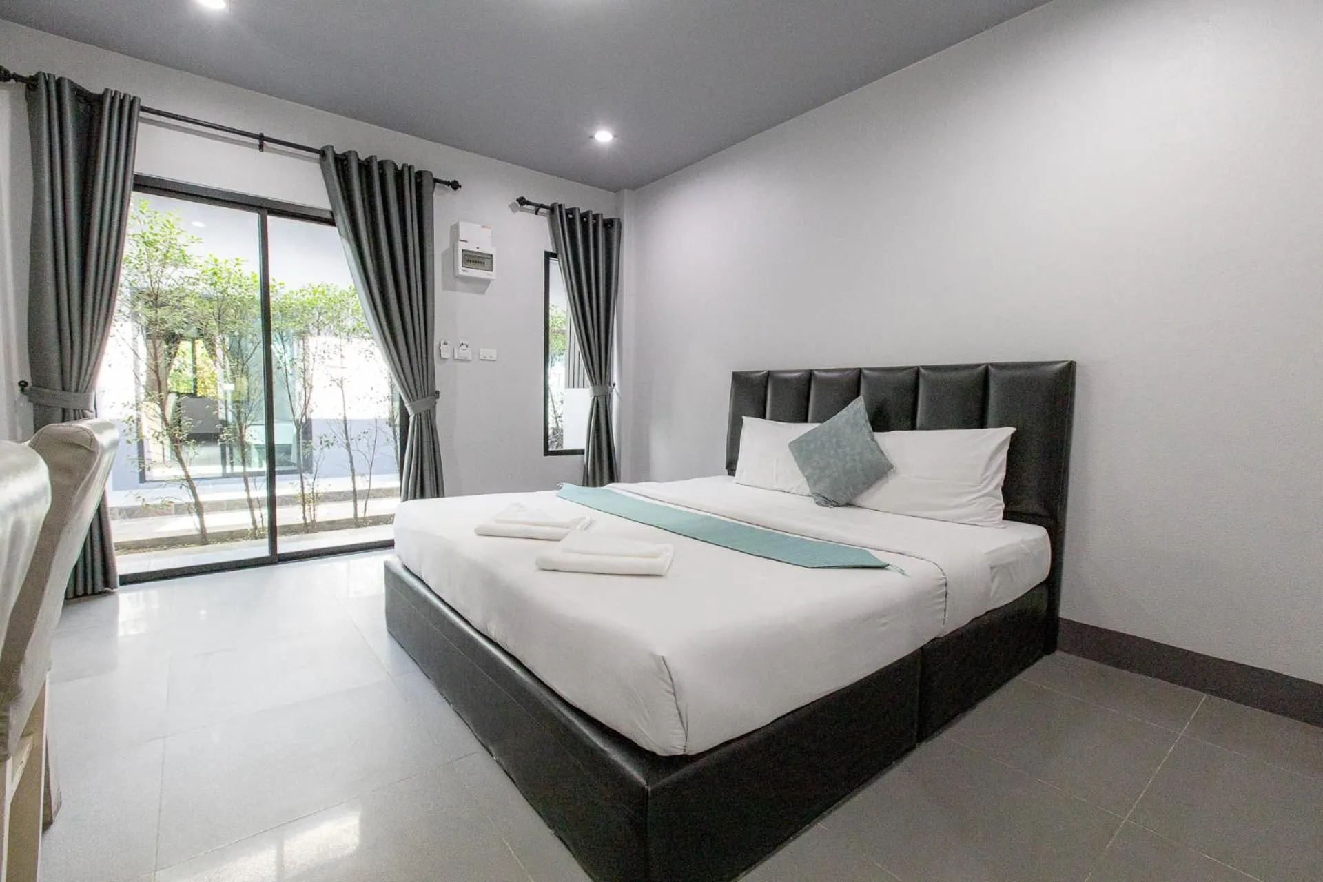 Bed in The Target Hotel chaingrai