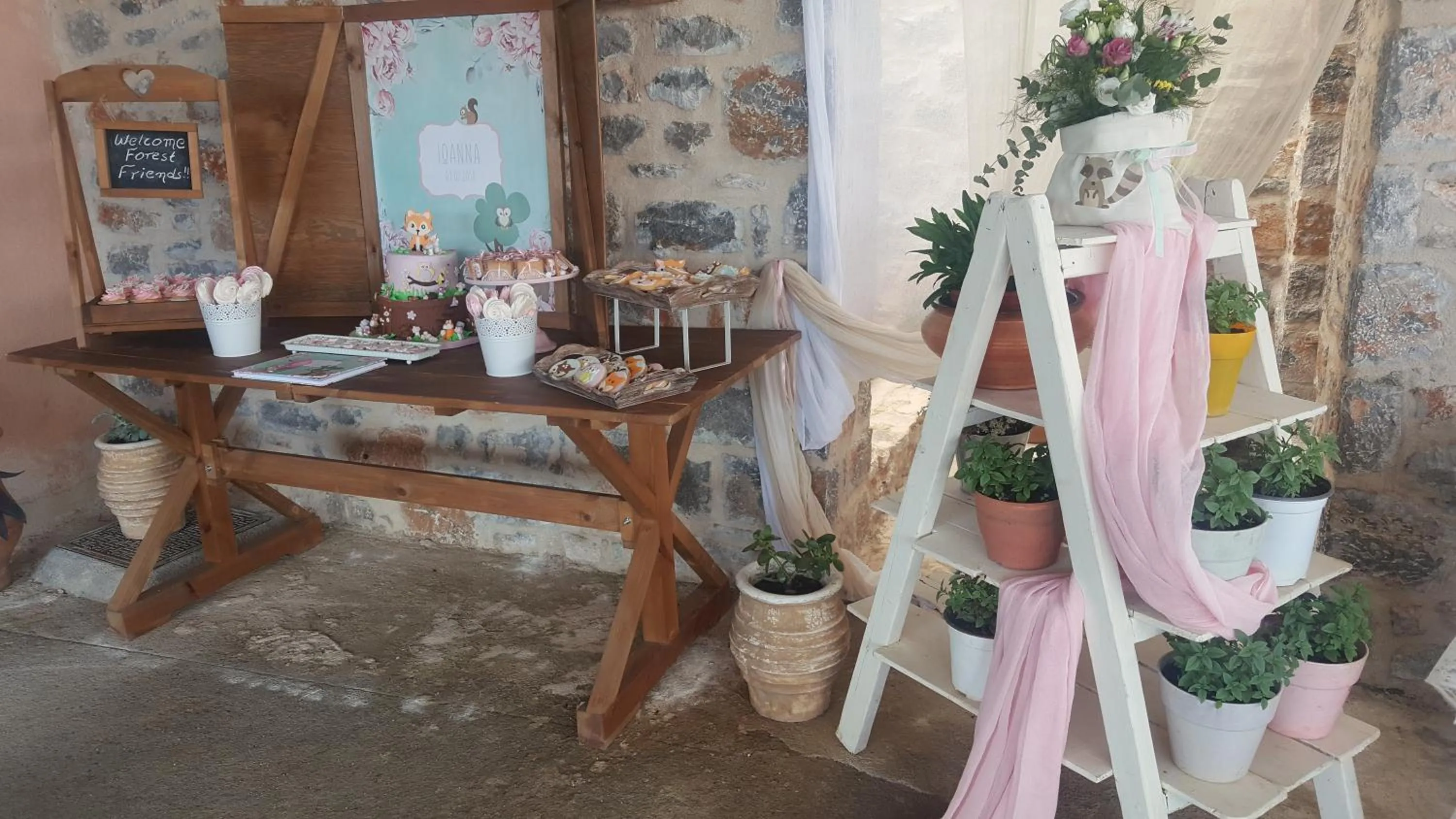 Activities in Menalia Villas & Suites ΚΤΗΜΑ ΚΟΥΜΠΟΥΡΗ