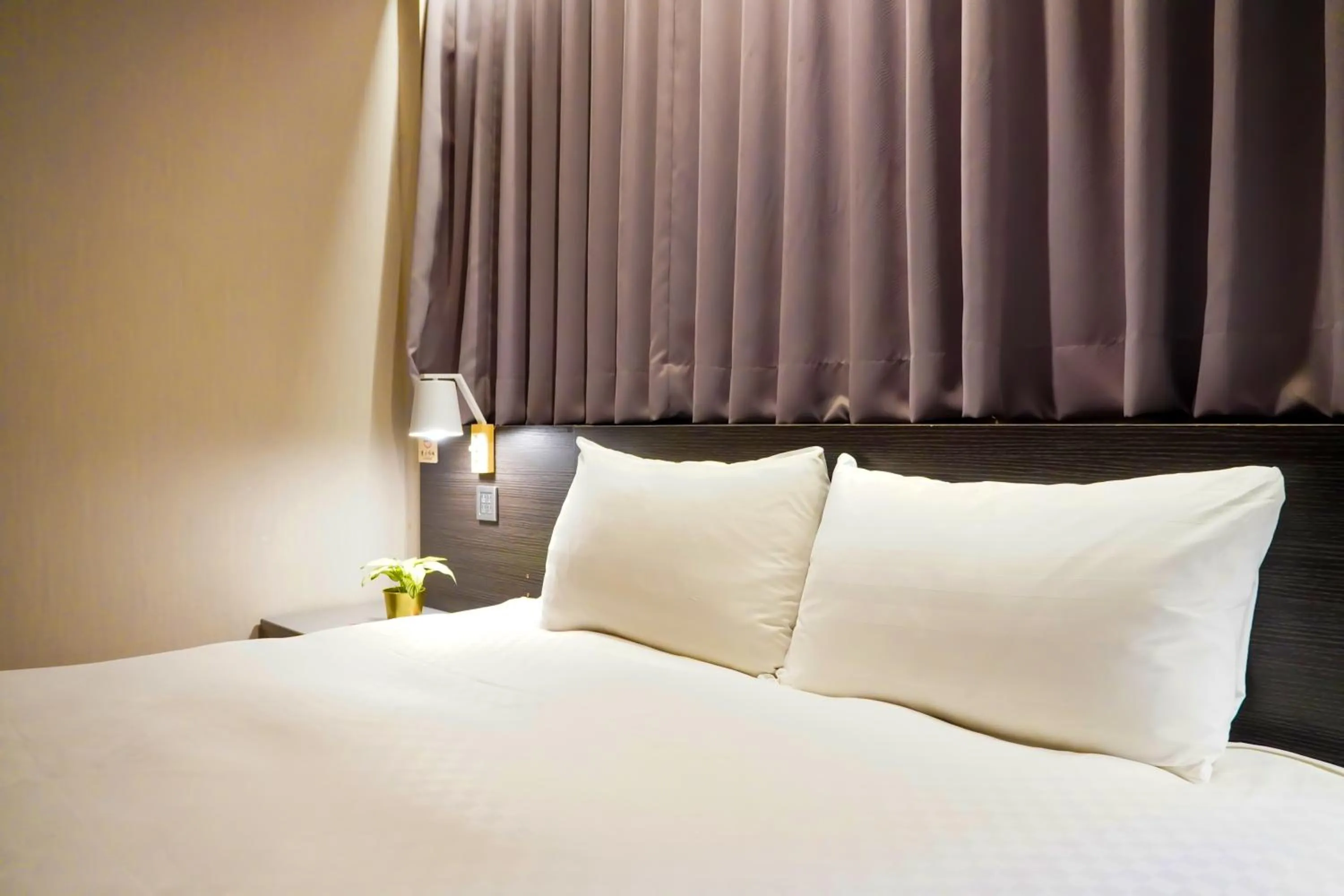 Bed in Smile 73 Hotel