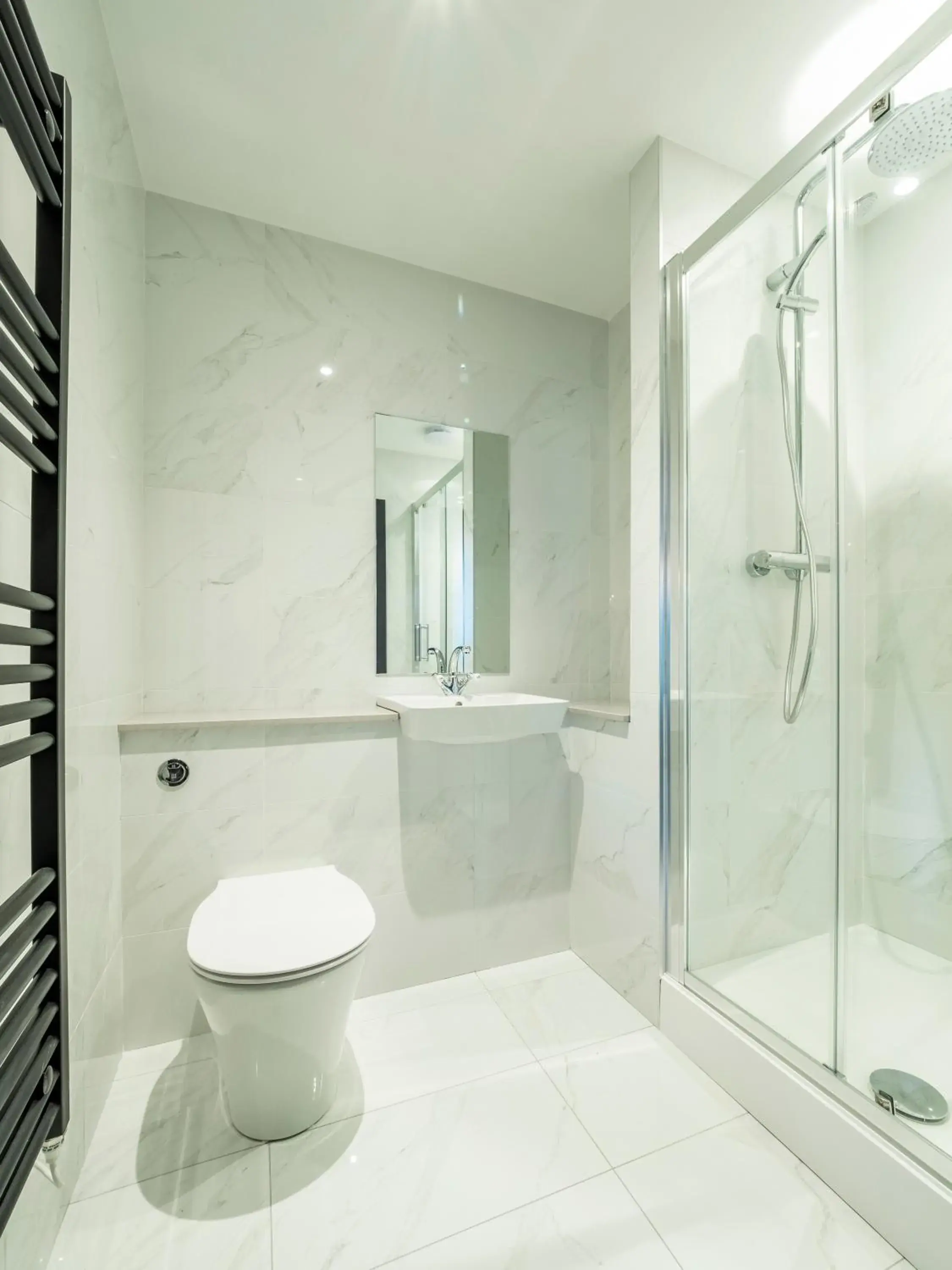 King Suite in Bowers Mill Aparthotel King Suite in Bowers Mill Aparthotel